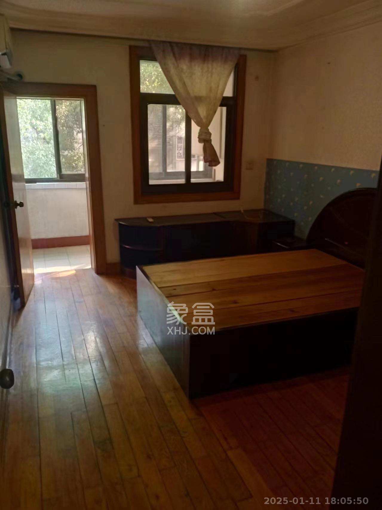 红旗区四片 2室1厅1卫 1600.0元/月 红旗区四片 2室1厅1卫 1600.0元/月室内图