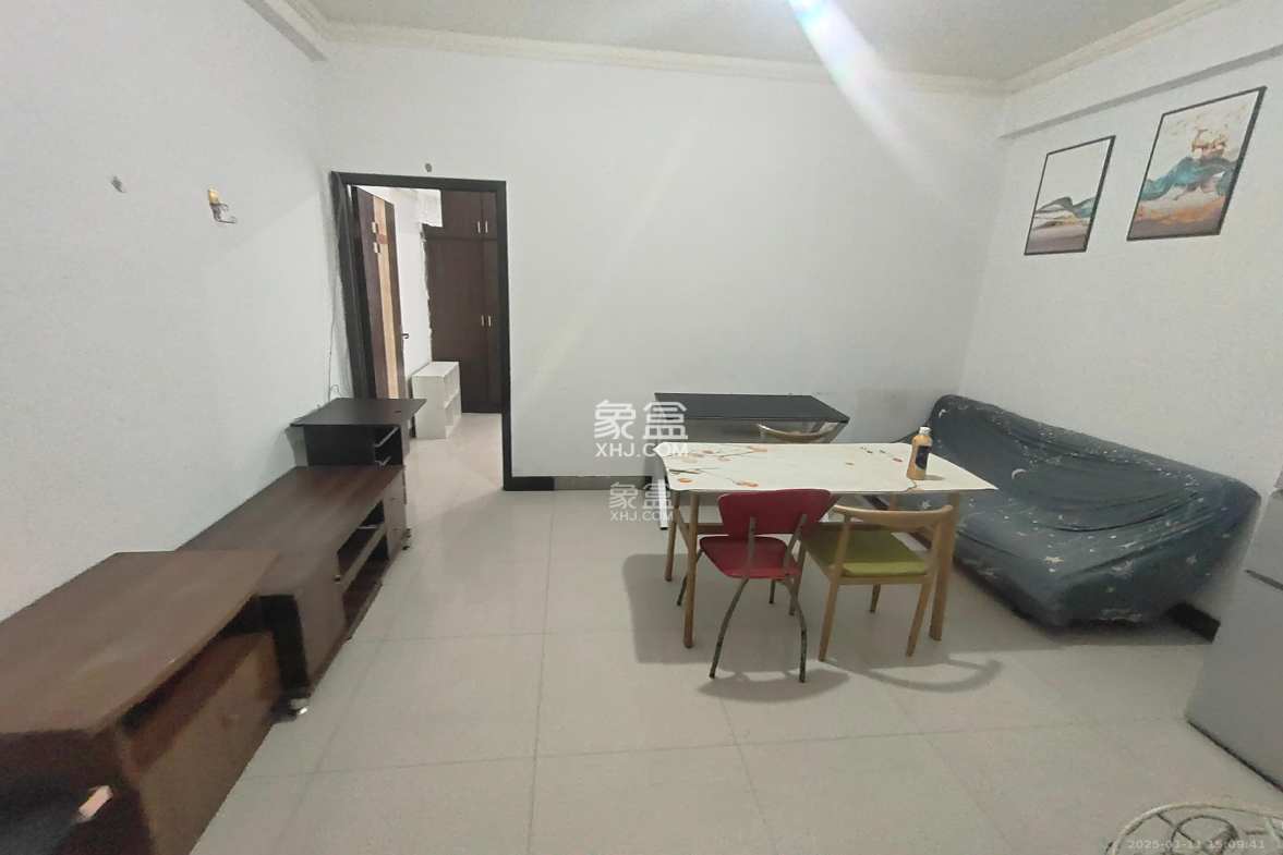 湘聚大厦 1室0厅0卫 1300.0元/月 湘聚大厦 1室0厅0卫 1300.0元/月室内图