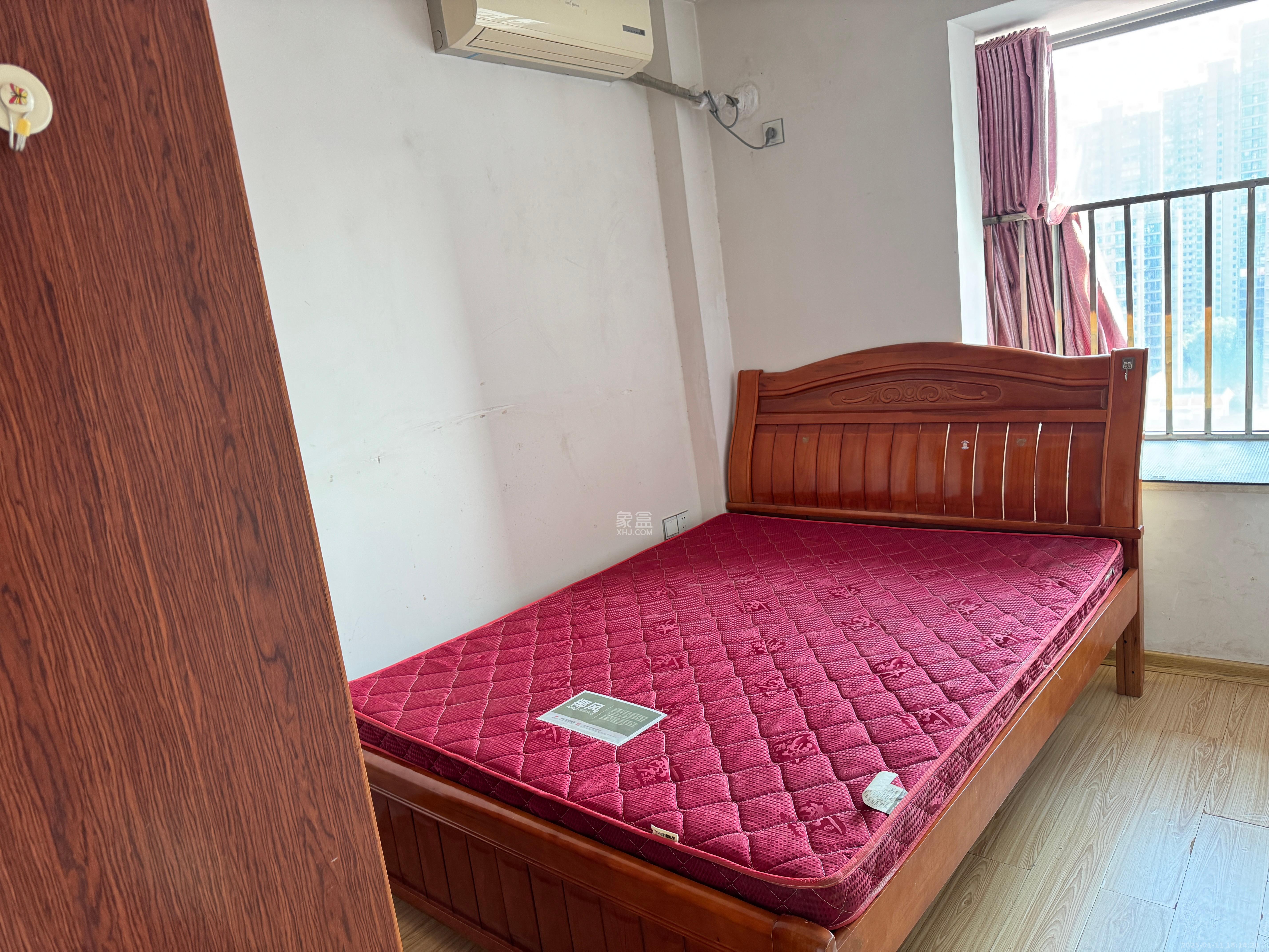 西城龙庭  2室2厅1卫    2200.0元/月室内图