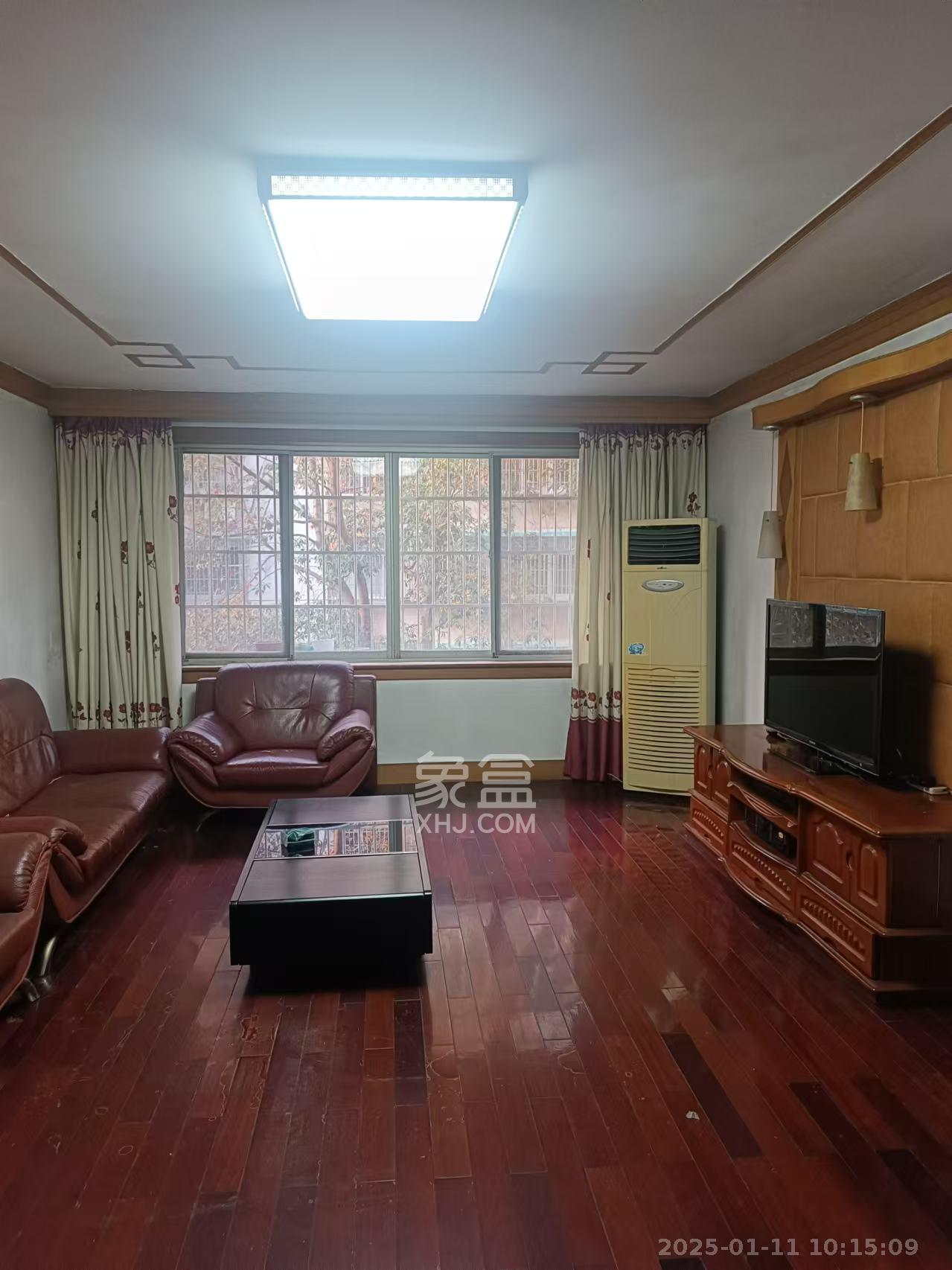 广宇园丁新村  4室2厅2卫    2600.0元/月 广宇园丁新村  4室2厅2卫    2600.0元/月