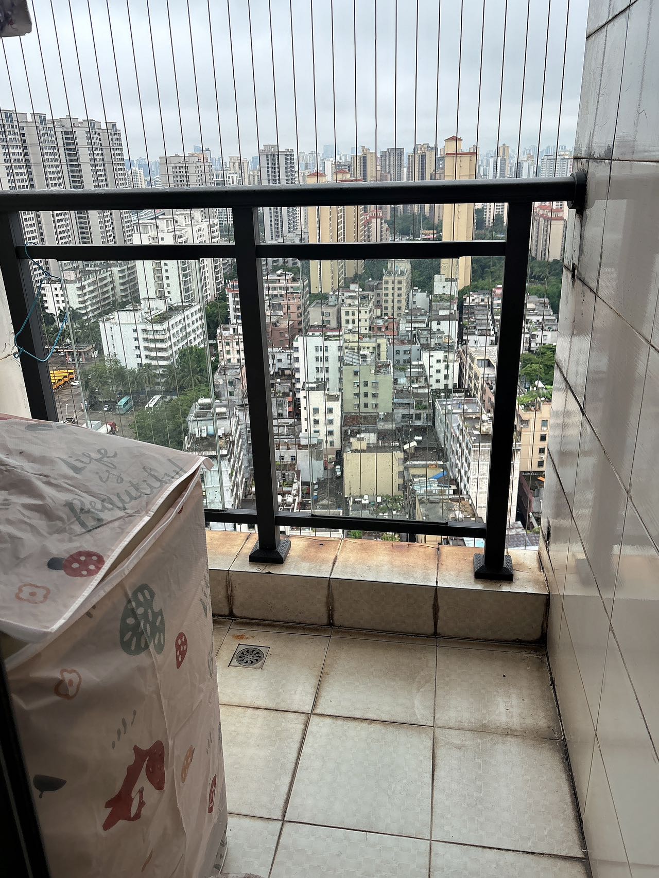 金湾花园  1室0厅1卫    49.0万 金湾花园  1室0厅1卫    49.0万室内图