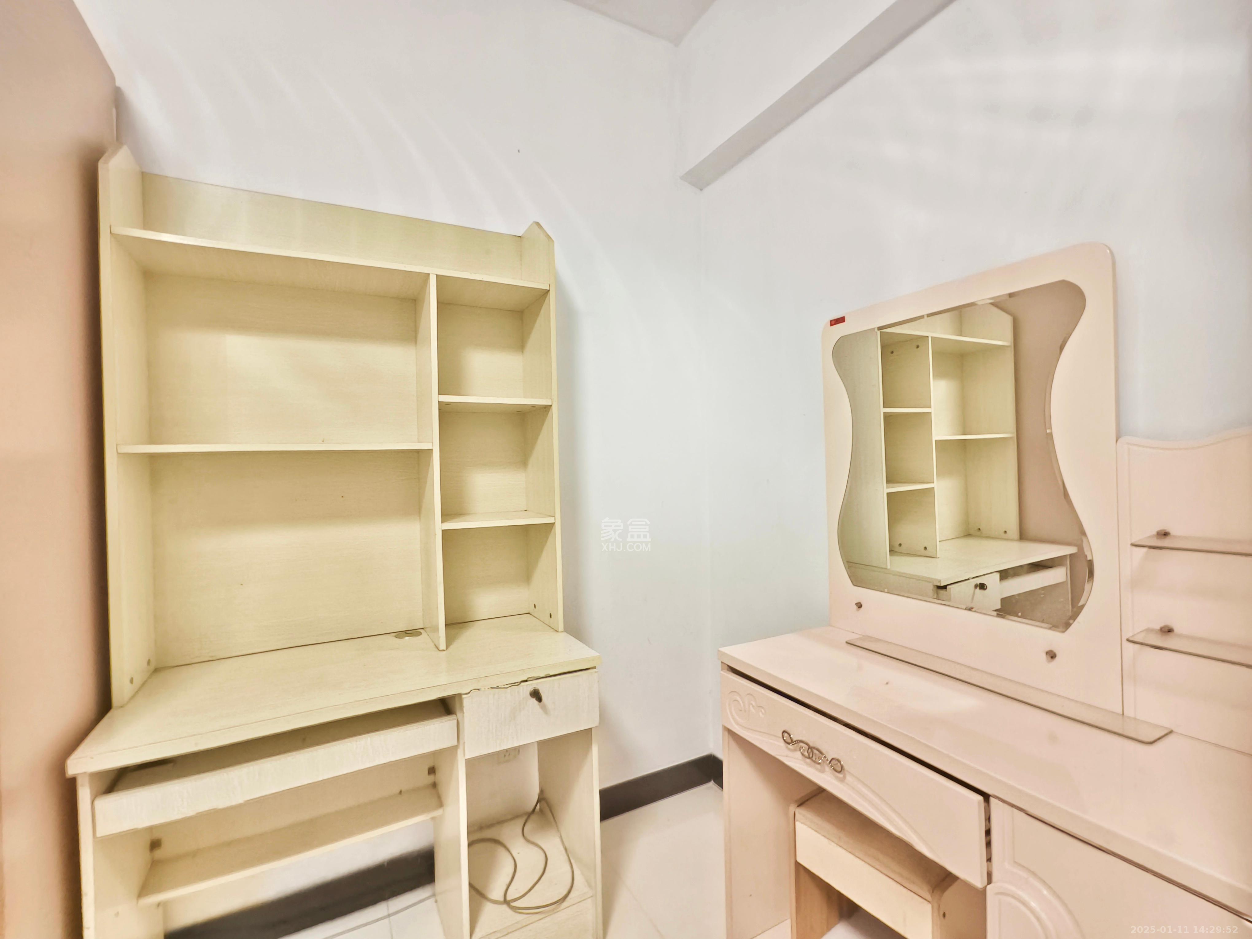 佳美星城 2室2厅1卫 1450.0元/月 佳美星城 2室2厅1卫 1450.0元/月室内图