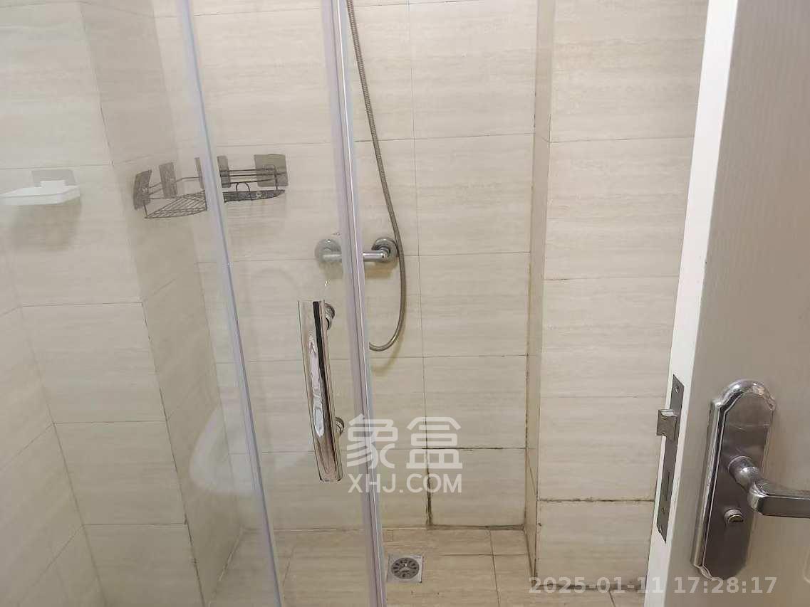 万芙锦城  1室1厅1卫   1600.00元/月