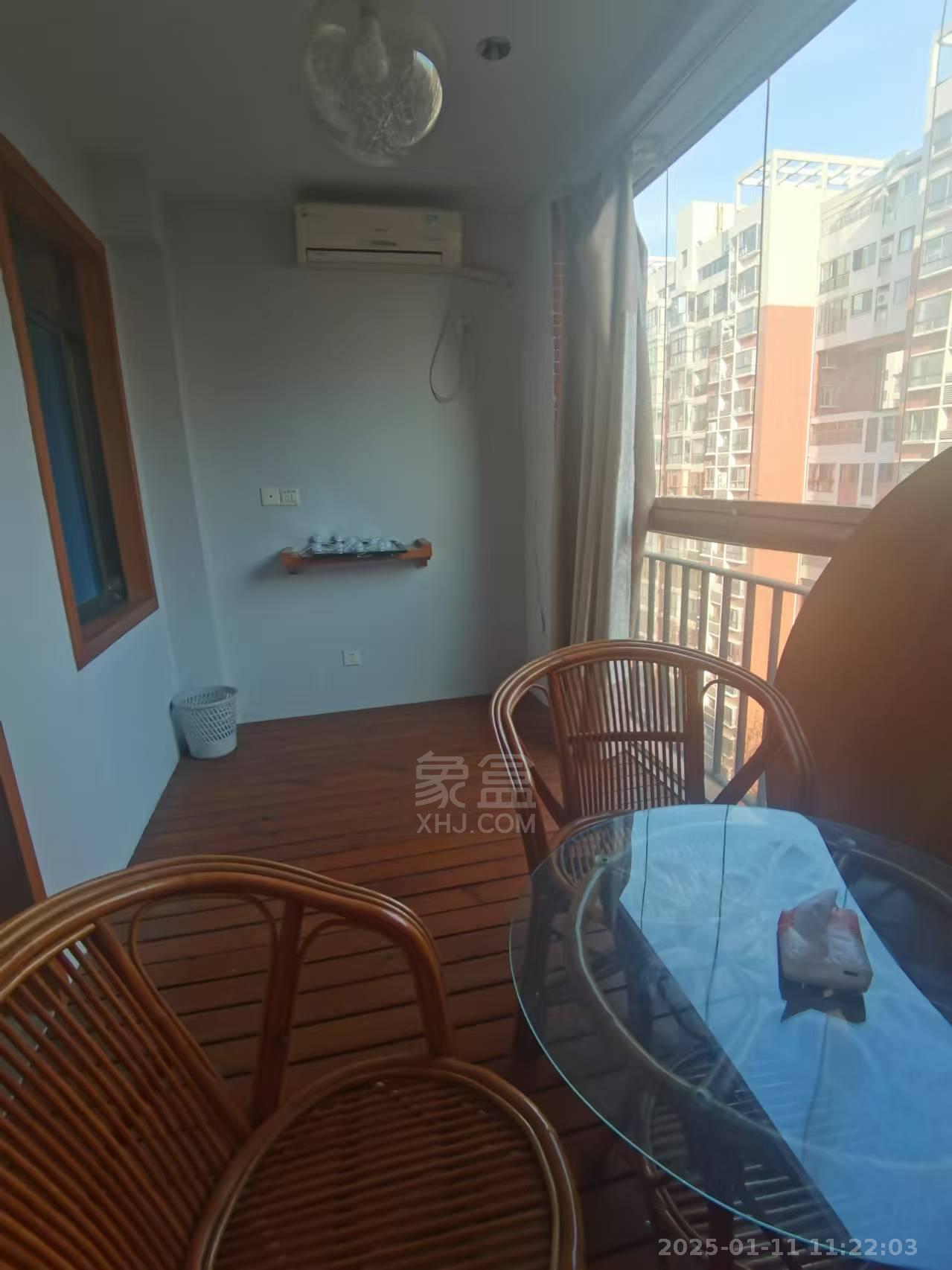 庐山恋 3室2厅2卫 1800.0元/月 庐山恋 3室2厅2卫 1800.0元/月室内图