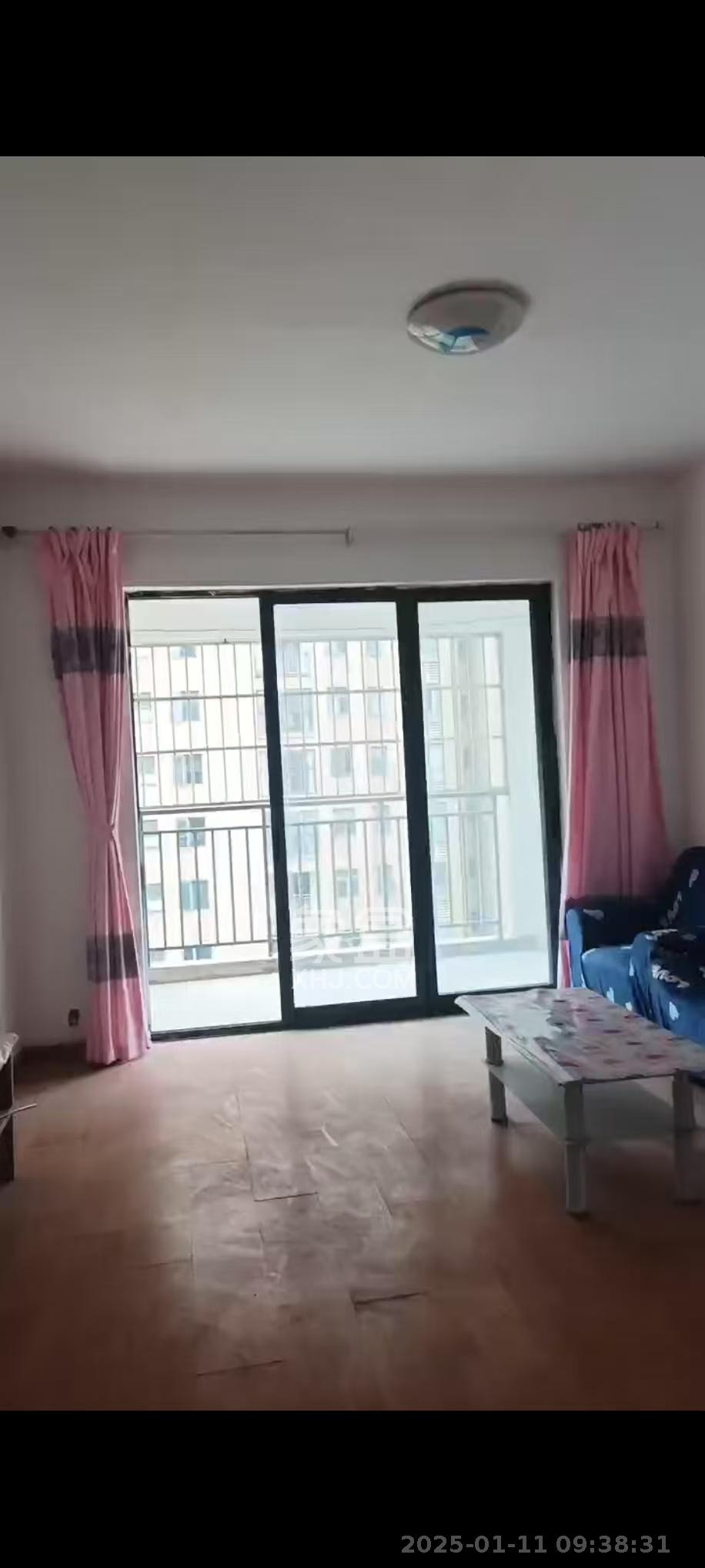 和美星城  1室2厅1卫    1500.0元/月 和美星城  1室2厅1卫    1500.0元/月室内图