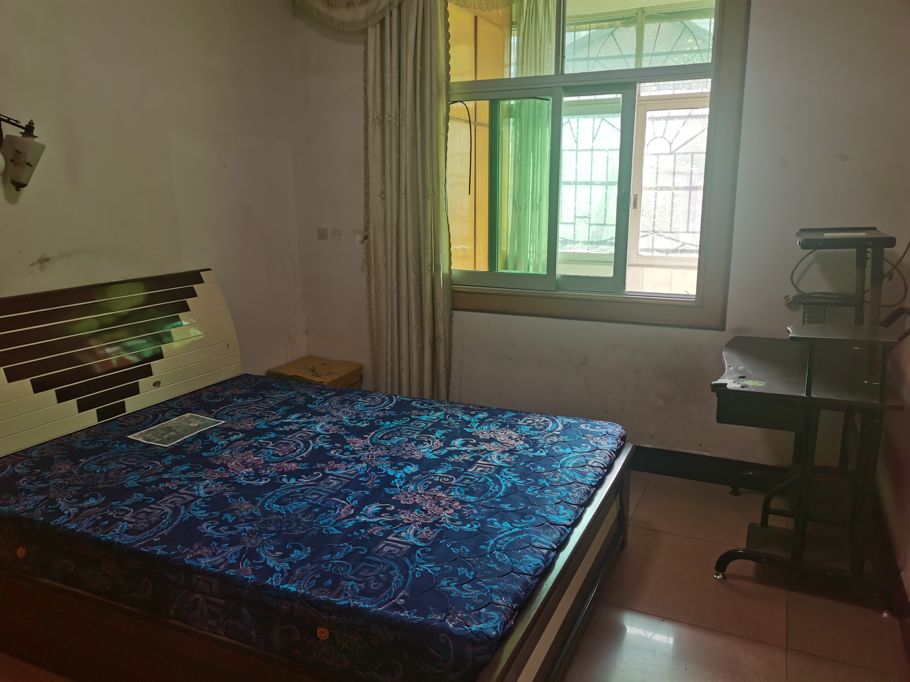 八角亭花苑 2室1厅1卫 1000.0元/月 八角亭花苑 2室1厅1卫 1000.0元/月室内图