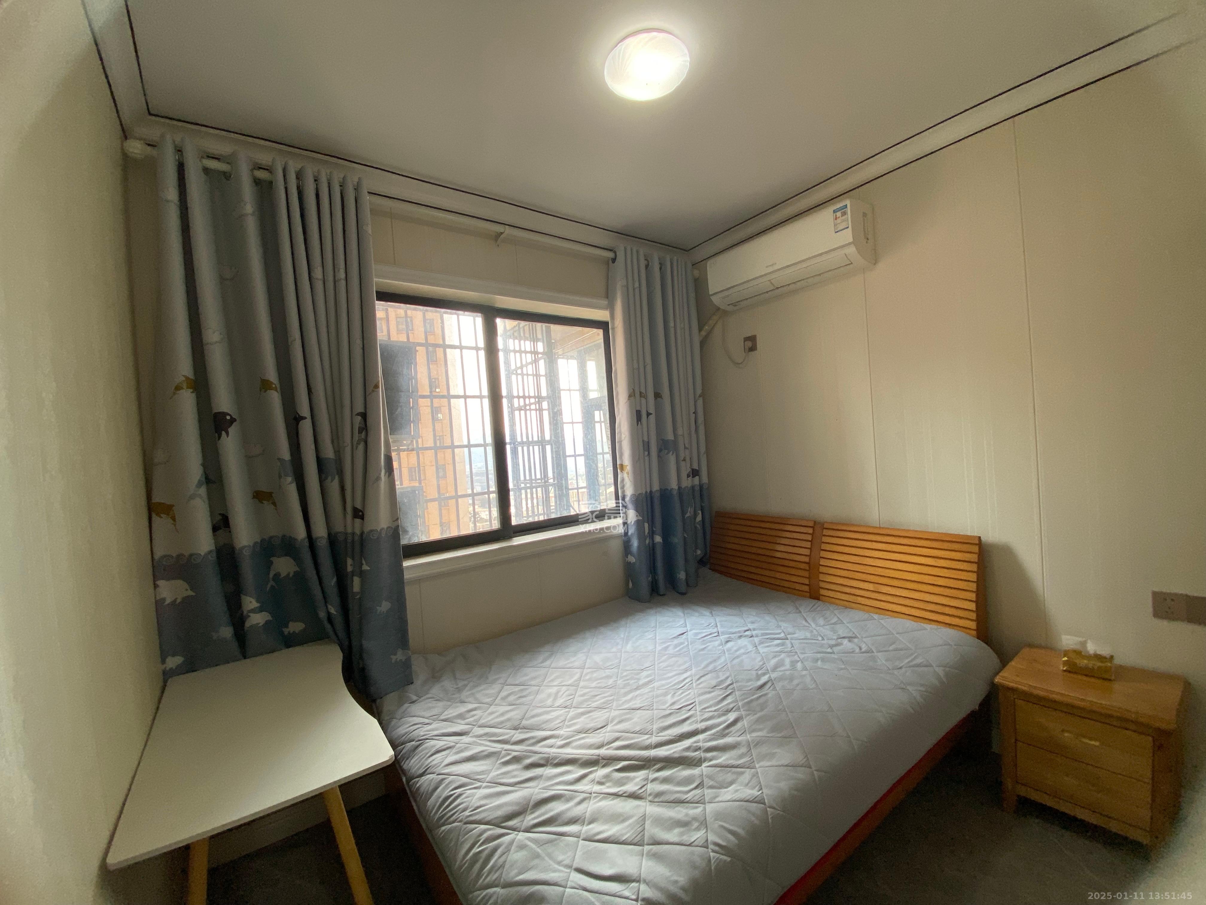 洋湖春园 3室1厅2卫 2300.0元/月 洋湖春园 3室1厅2卫 2300.0元/月室内图