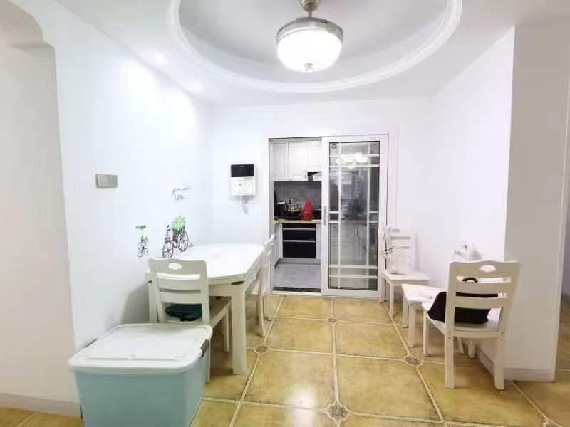 恒隆国际 3室2厅2卫 2400.0元/月 恒隆国际 3室2厅2卫 2400.0元/月室内图