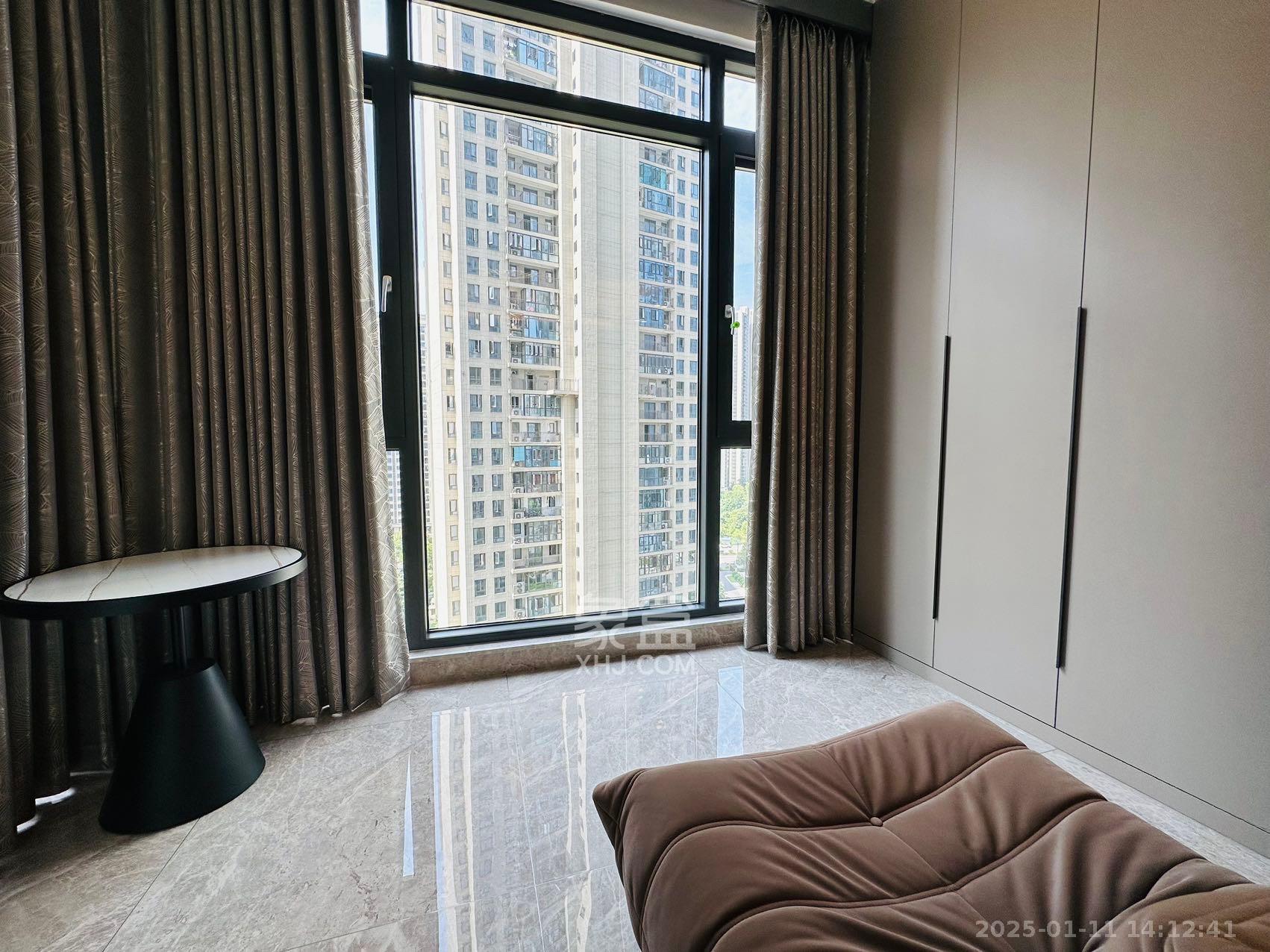 梅溪湖金茂湾  4室2厅3卫    13000.0元/月 梅溪湖金茂湾  4室2厅3卫    13000.0元/月室内图