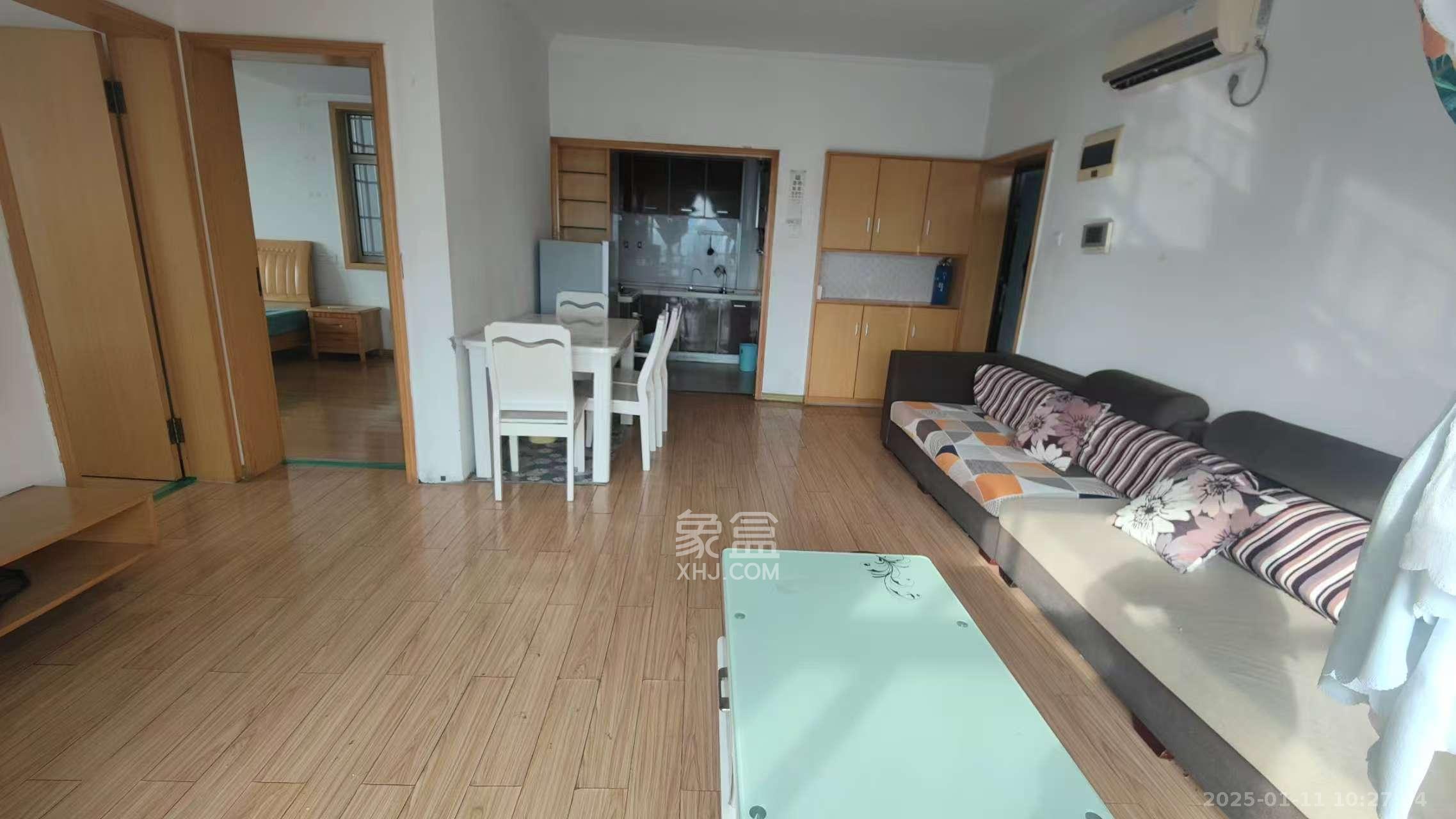 景泰雅苑(景江融城)  2室2厅1卫    2800.0元/月 景泰雅苑(景江融城)  2室2厅1卫    2800.0元/月室内图