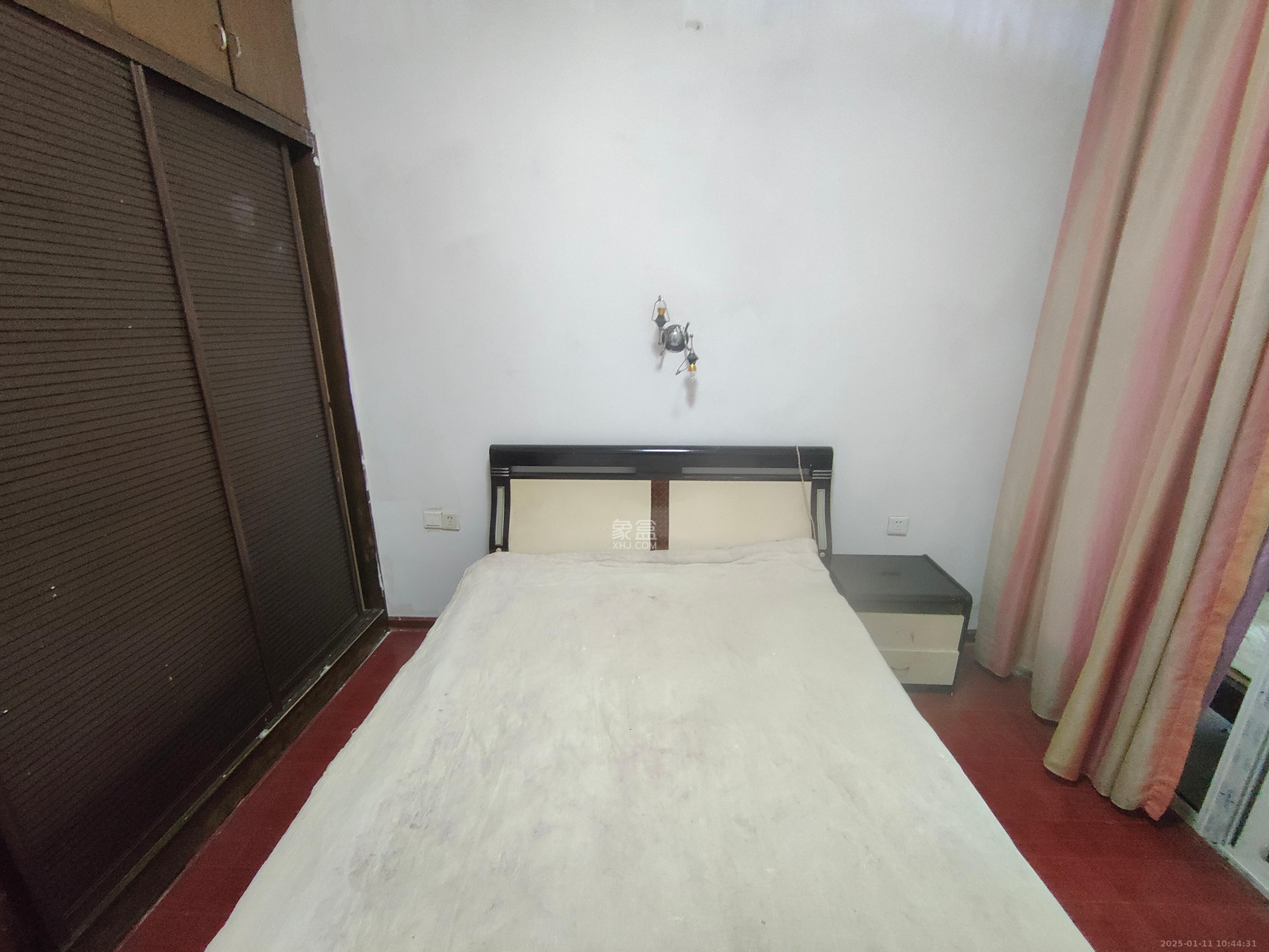 星蓝湾 1室1厅1卫 1600.0元/月 星蓝湾 1室1厅1卫 1600.0元/月室内图