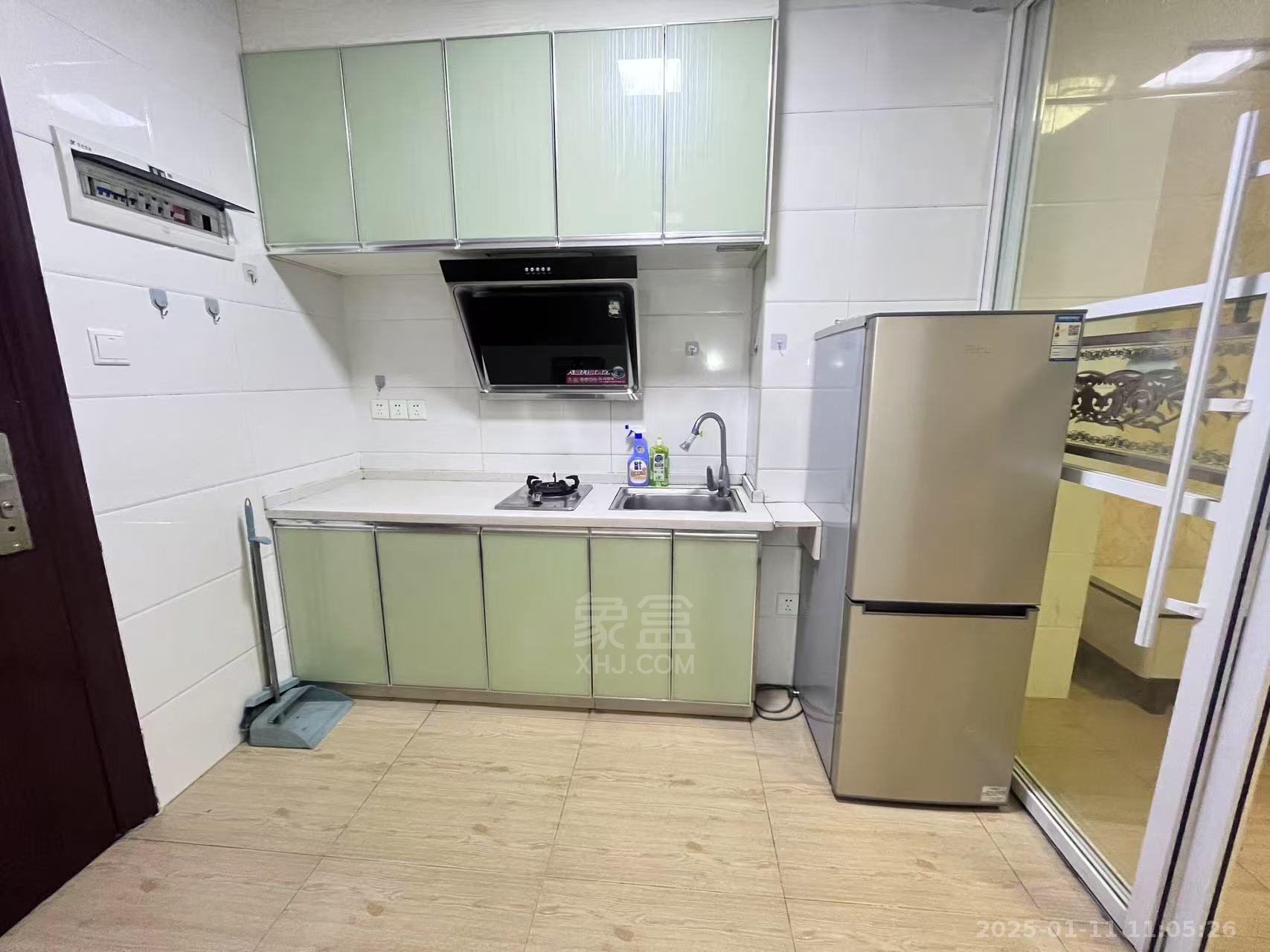 和厚园小区二期 1室1厅1卫 1100.0元/月 和厚园小区二期 1室1厅1卫 1100.0元/月室内图