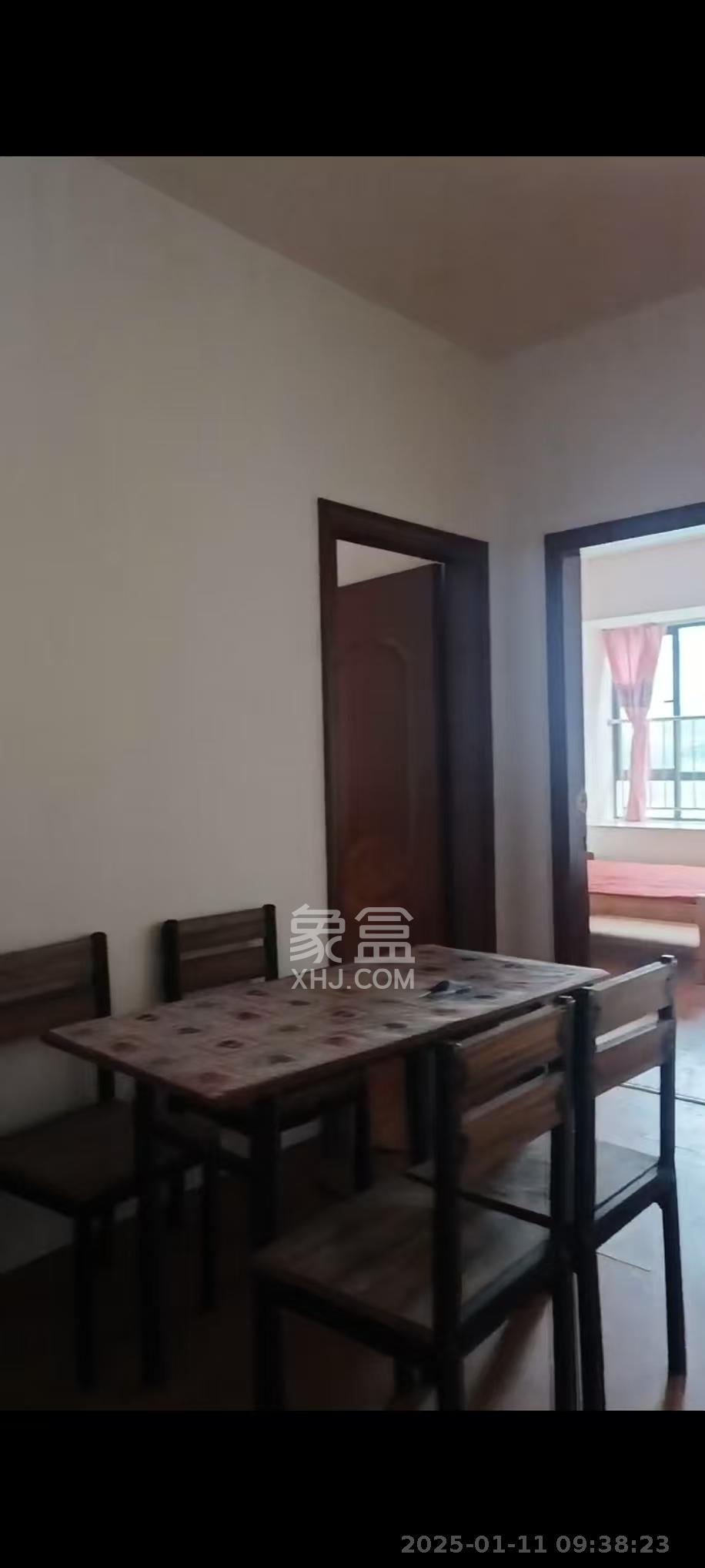 和美星城  1室2厅1卫    1500.0元/月 和美星城  1室2厅1卫    1500.0元/月室内图