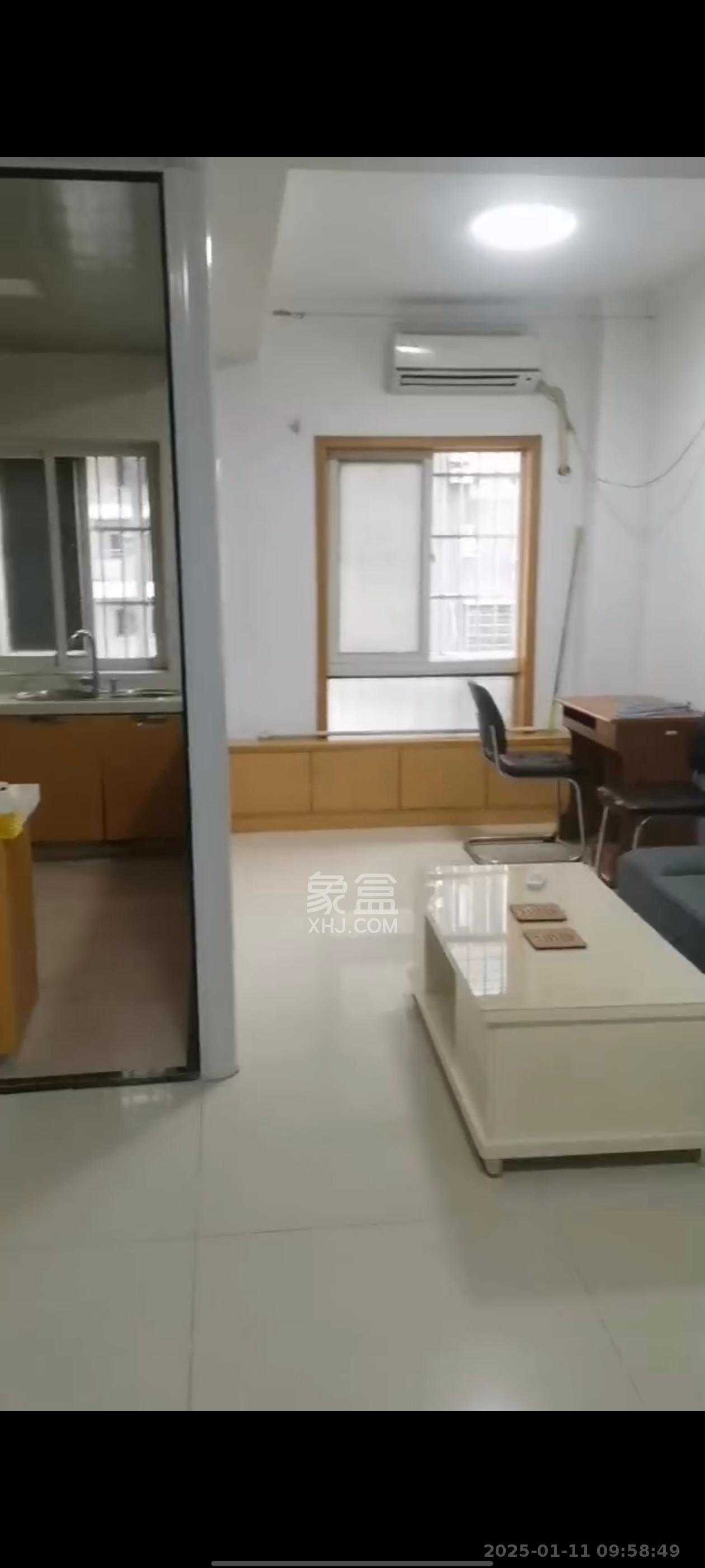 谋房博客(博客天街) 1室1厅1卫 1500.0元/月 谋房博客(博客天街) 1室1厅1卫 1500.0元/月室内图