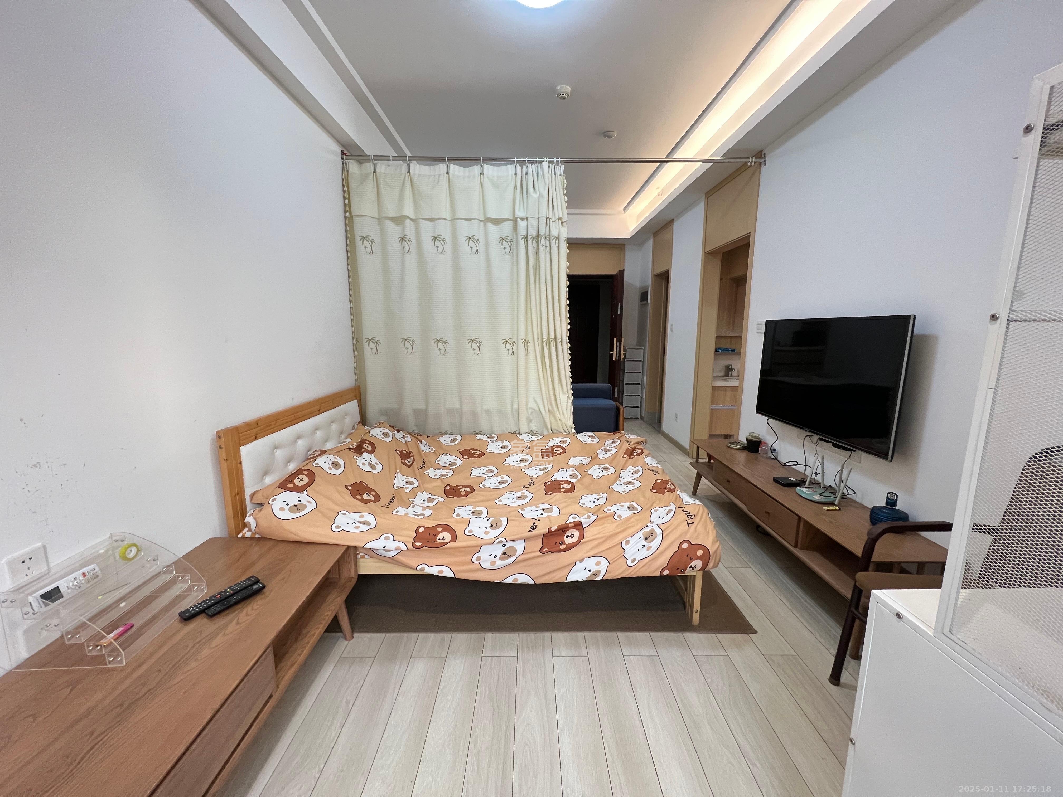 启迪协信中心  2室2厅2卫   2600.00元/月