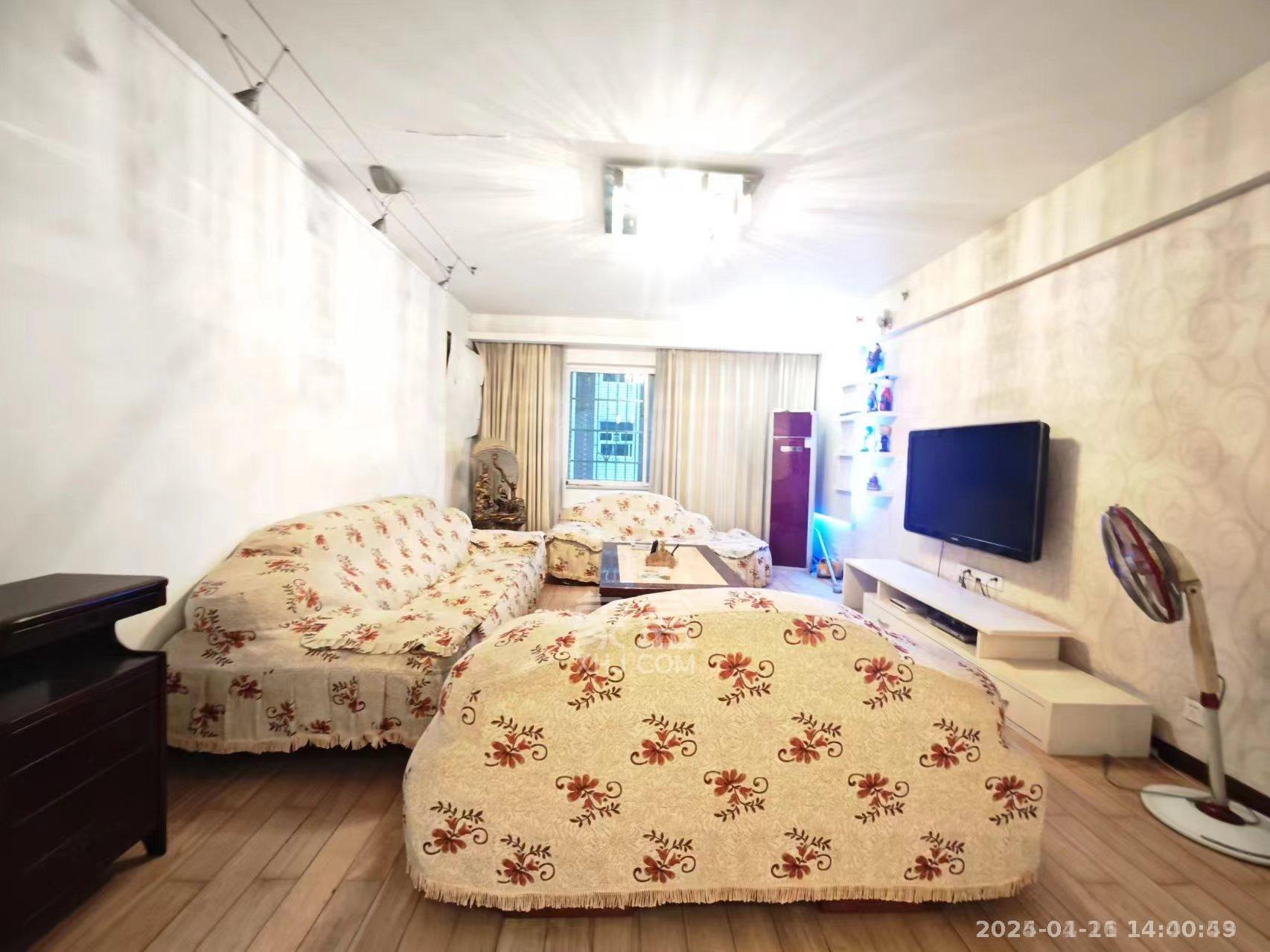 家园小区 4室2厅2卫 1600.0元/月 家园小区 4室2厅2卫 1600.0元/月室内图