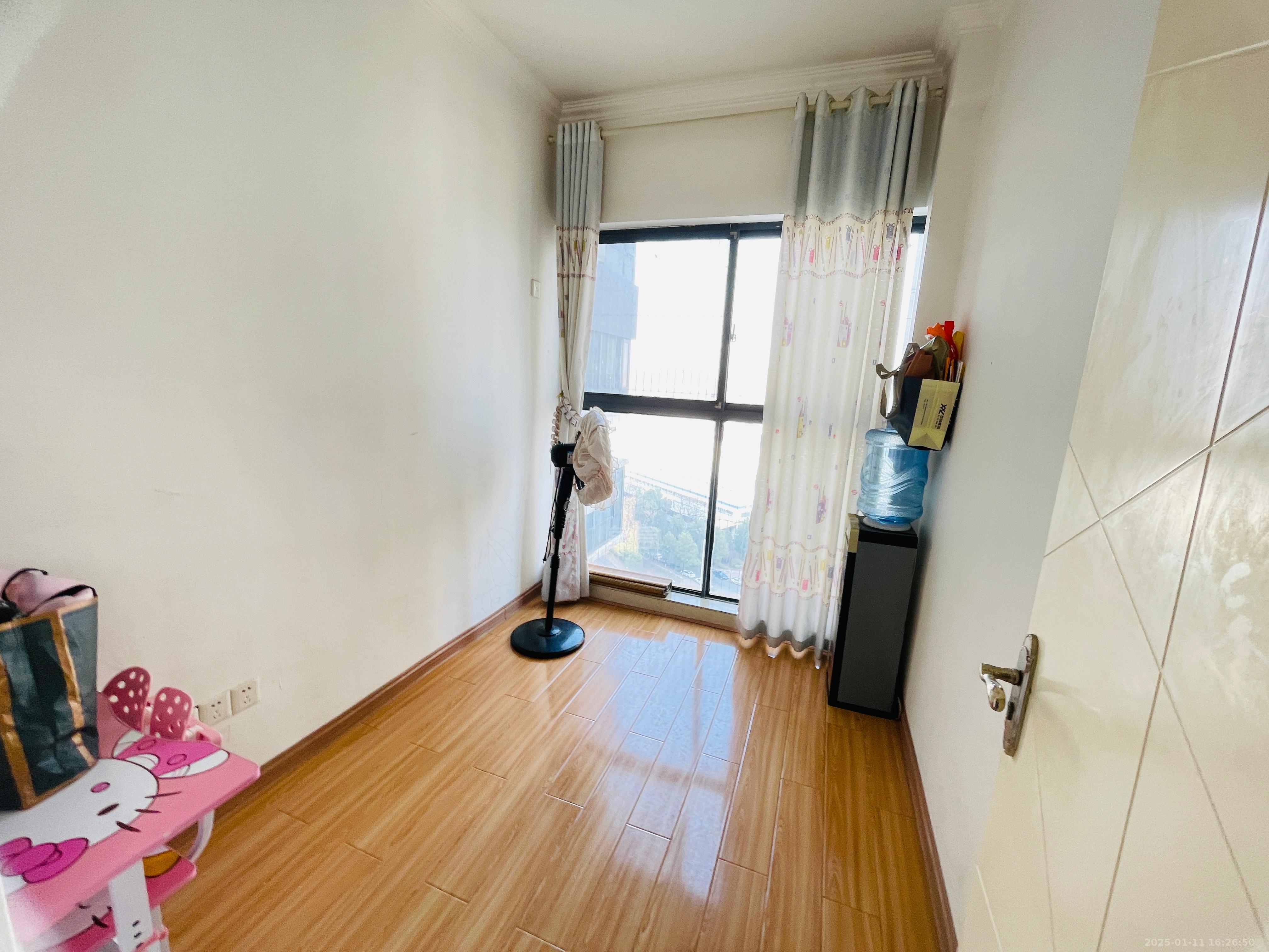 美的城二期 2室2厅1卫 1600.0元/月 美的城二期 2室2厅1卫 1600.0元/月室内图