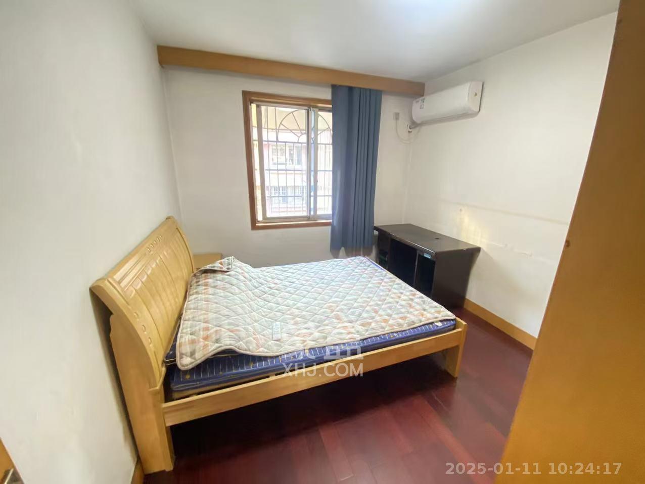 水泵厂宿舍  3室2厅1卫    1800.0元/月 水泵厂宿舍  3室2厅1卫    1800.0元/月室内图