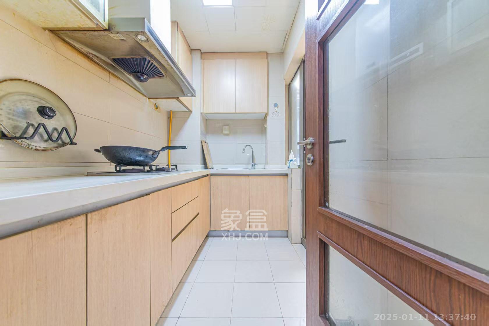 绿地公馆(绿地名邸) 1室1厅1卫 1800.0元/月 绿地公馆(绿地名邸) 1室1厅1卫 1800.0元/月室内图