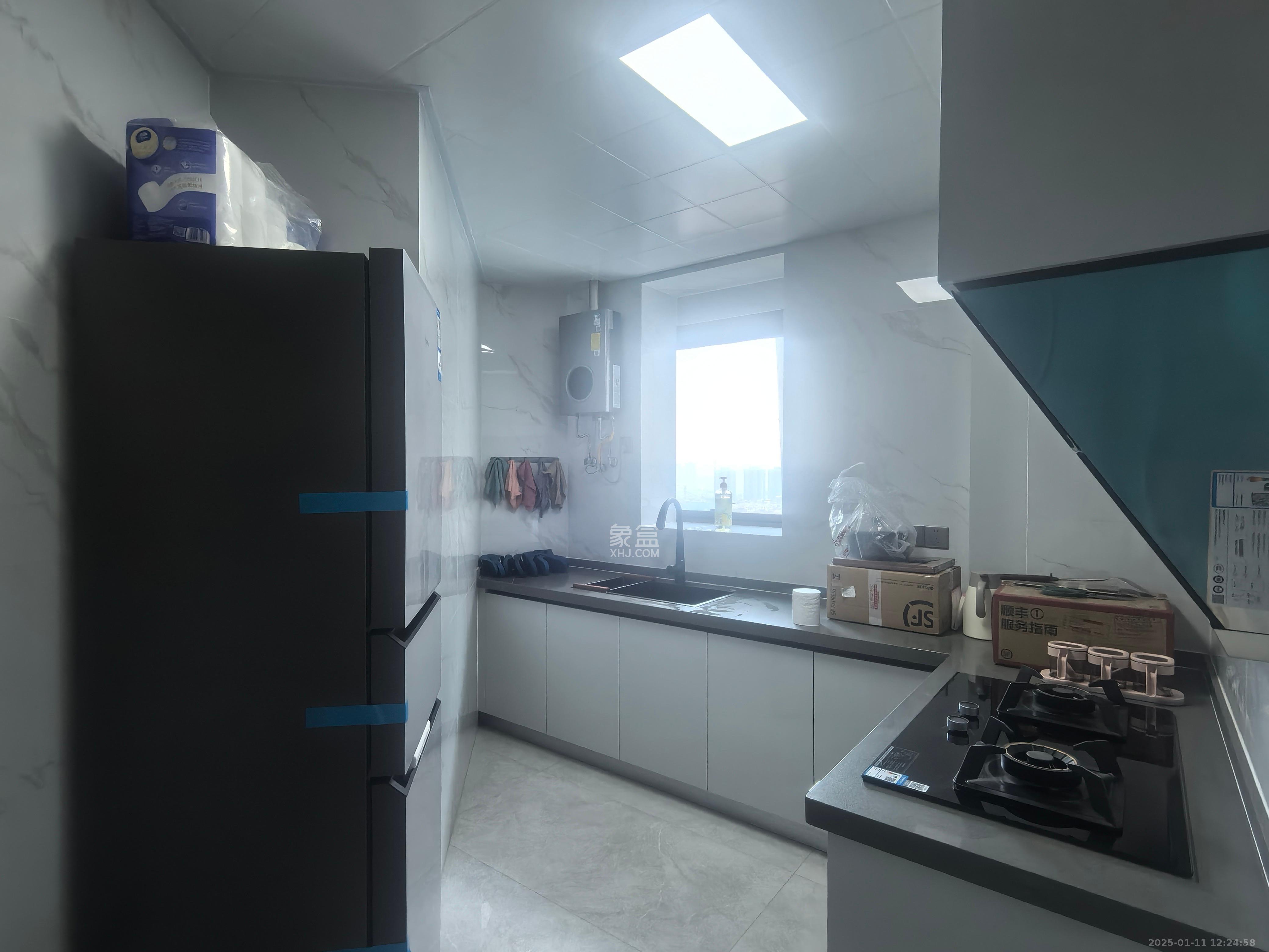 东友星座 1室1厅1卫 2600.0元/月 东友星座 1室1厅1卫 2600.0元/月室内图