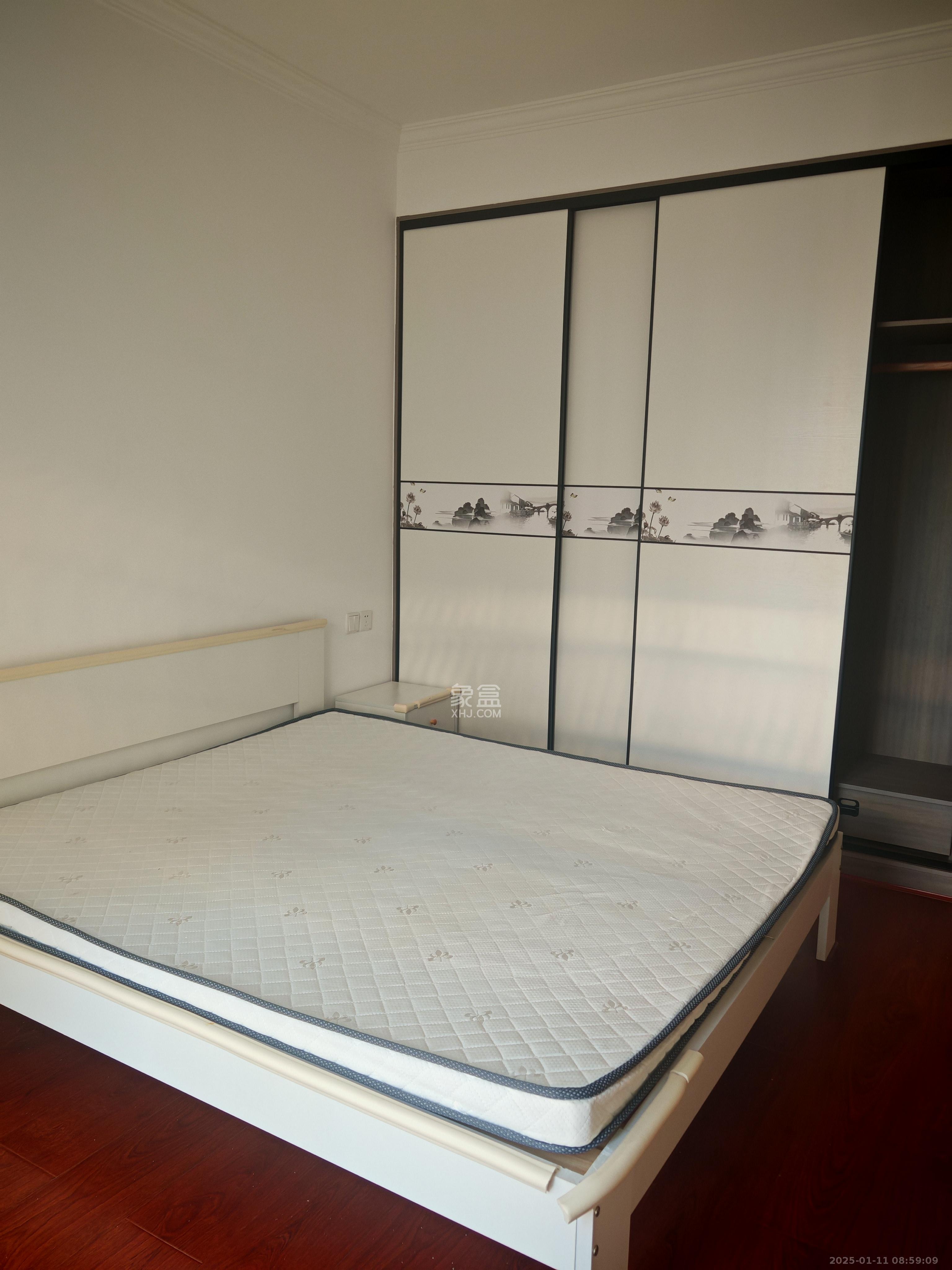 山水新城 2室2厅1卫 2000.0元/月 山水新城 2室2厅1卫 2000.0元/月室内图