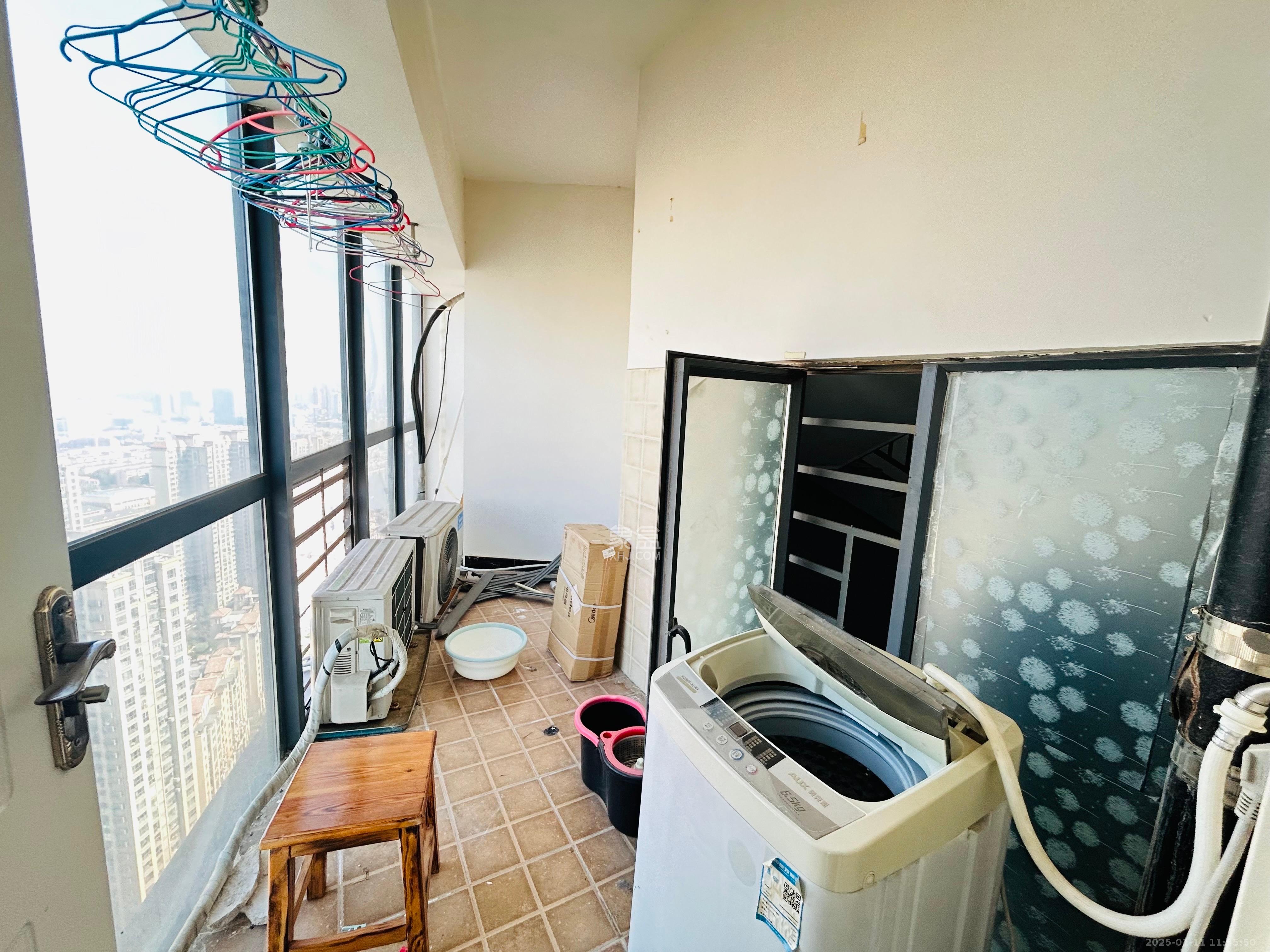 达美美立方  1室1厅1卫    1600.0元/月 达美美立方  1室1厅1卫    1600.0元/月室内图