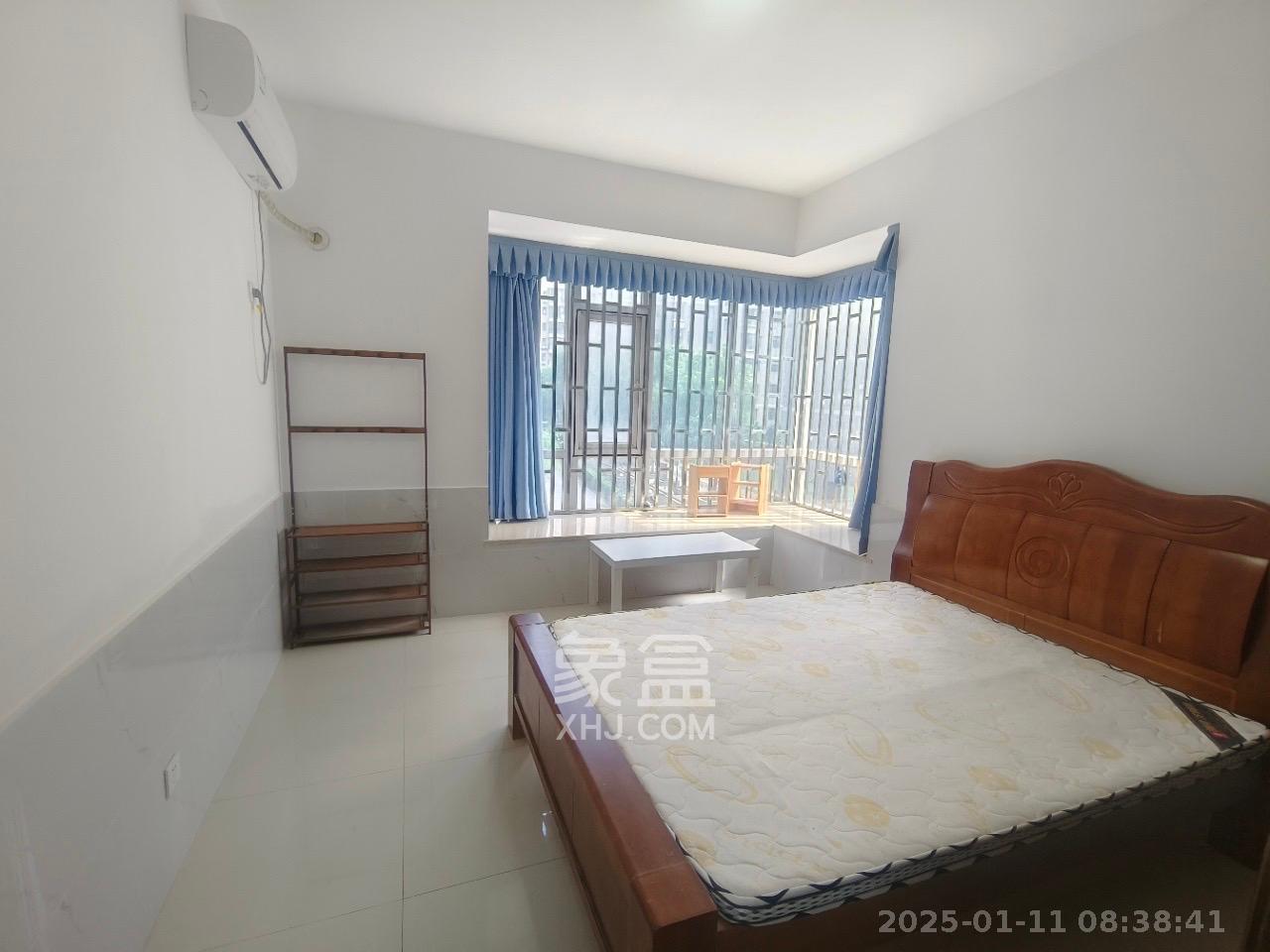 泊爱蓝湾 2室2厅1卫 2400.0元/月 泊爱蓝湾 2室2厅1卫 2400.0元/月室内图