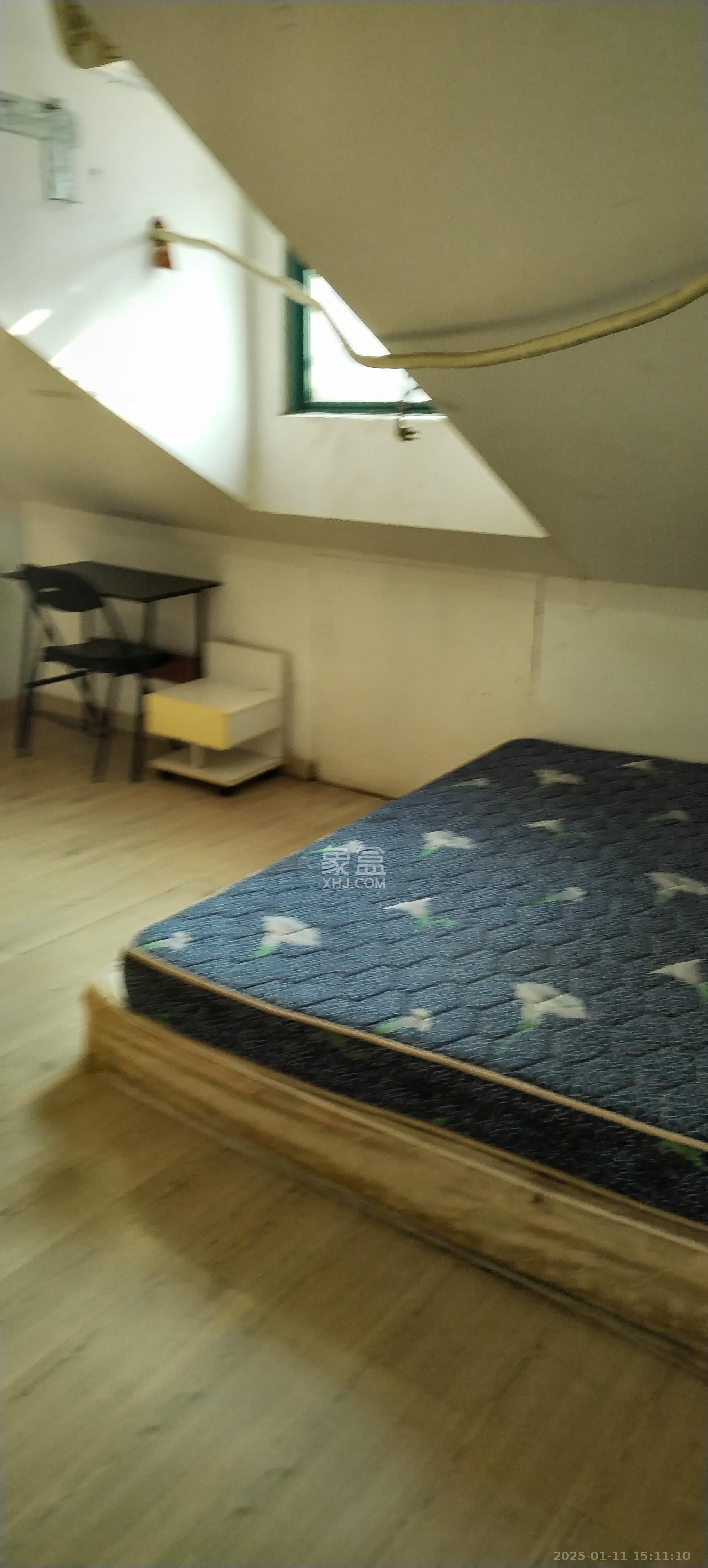 莲湖汽配城 1室2厅1卫 2500.0元/月 莲湖汽配城 1室2厅1卫 2500.0元/月室内图