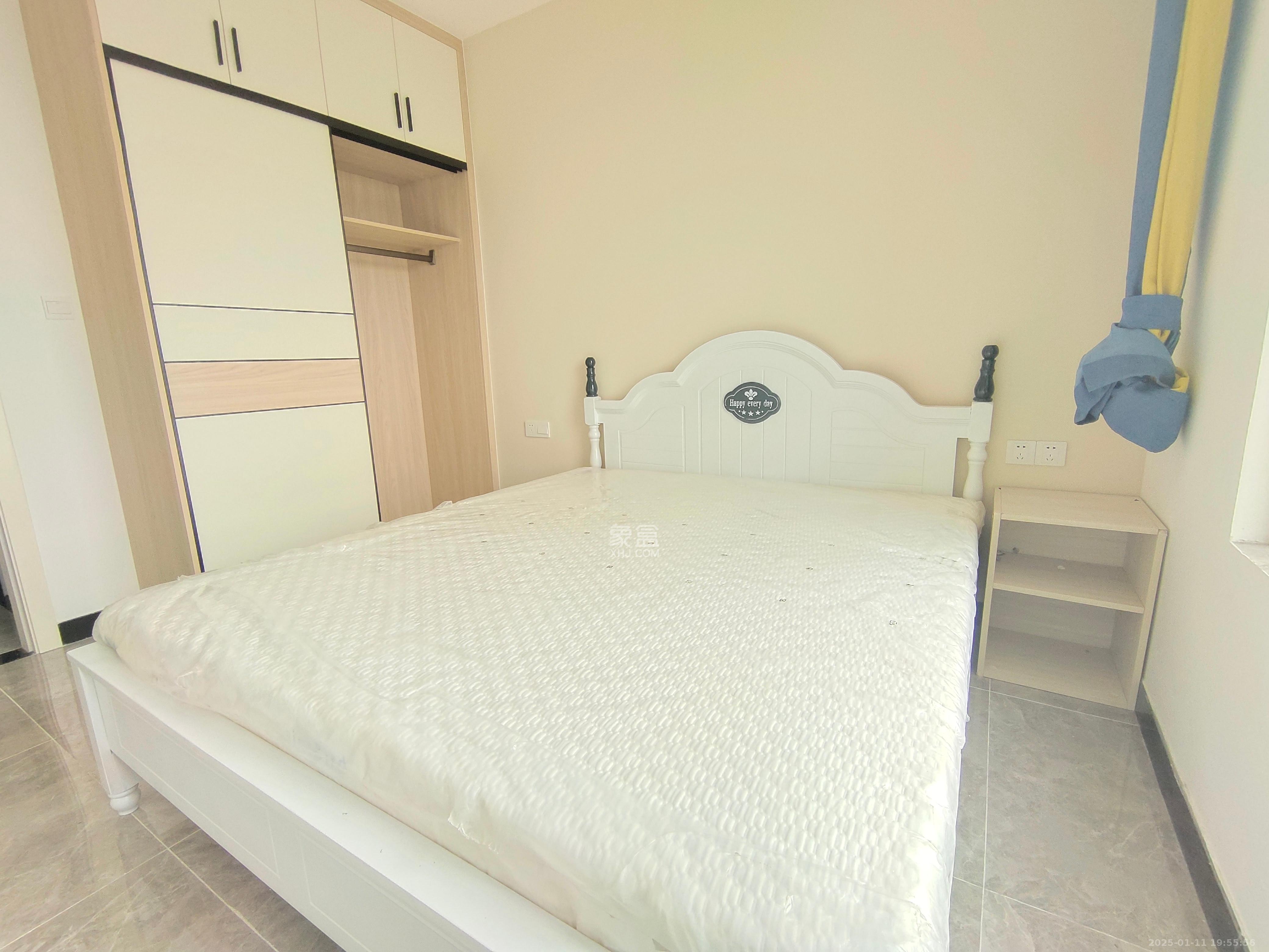 东合新苑 2室2厅1卫 2200.0元/月 东合新苑 2室2厅1卫 2200.0元/月室内图