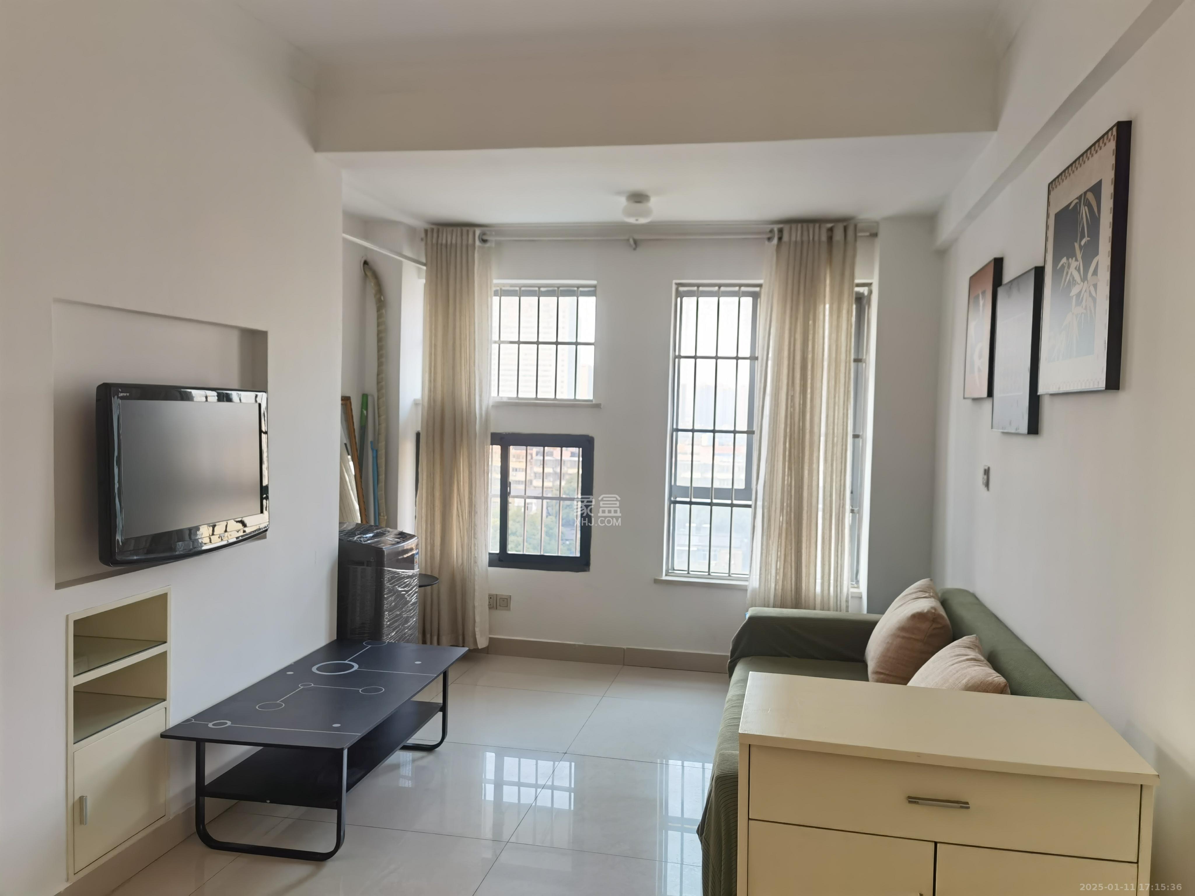 上海城小区 1室1厅1卫 2400.0元/月 上海城小区 1室1厅1卫 2400.0元/月室内图