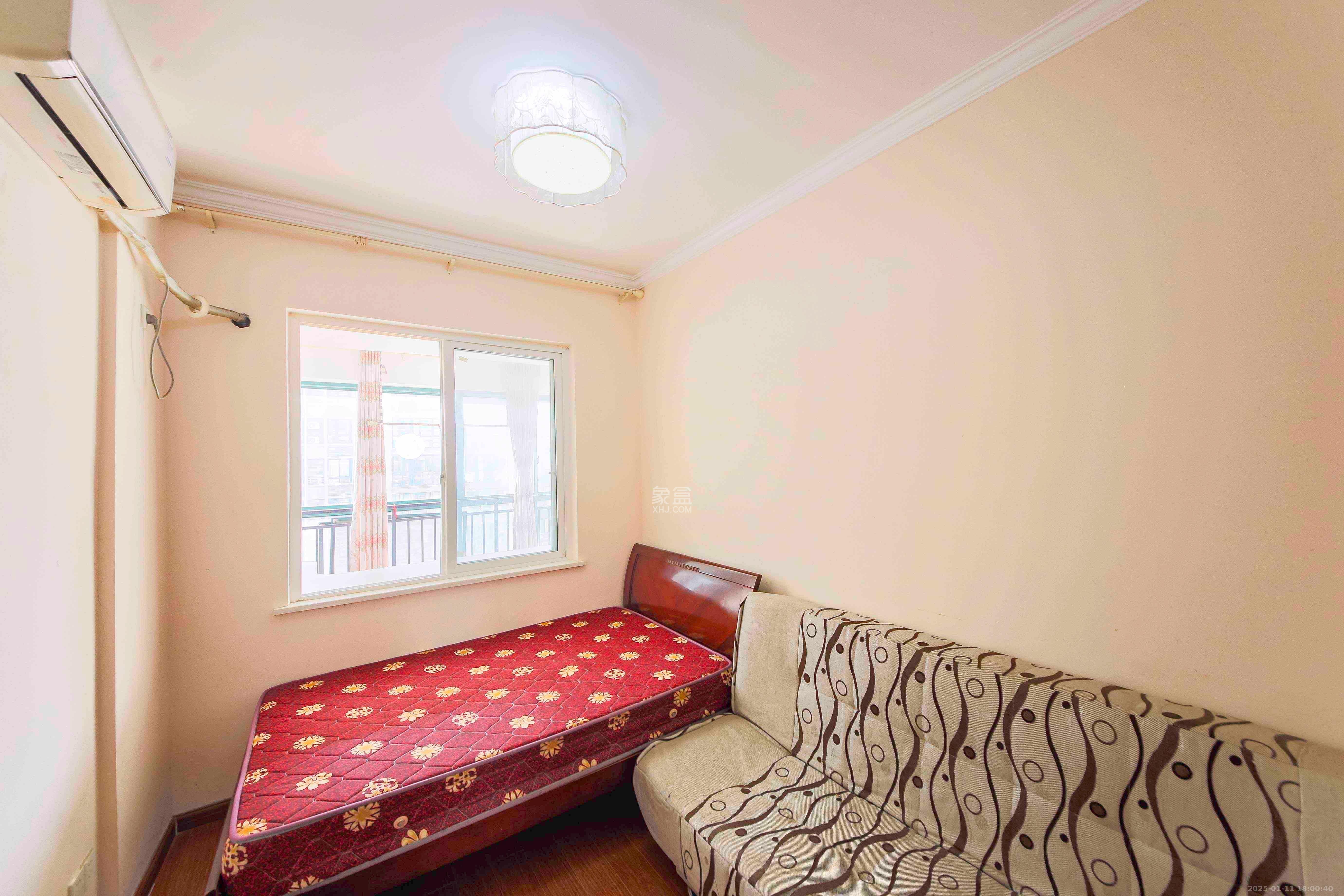 星城荣域 3室2厅2卫 2600.0元/月 星城荣域 3室2厅2卫 2600.0元/月室内图