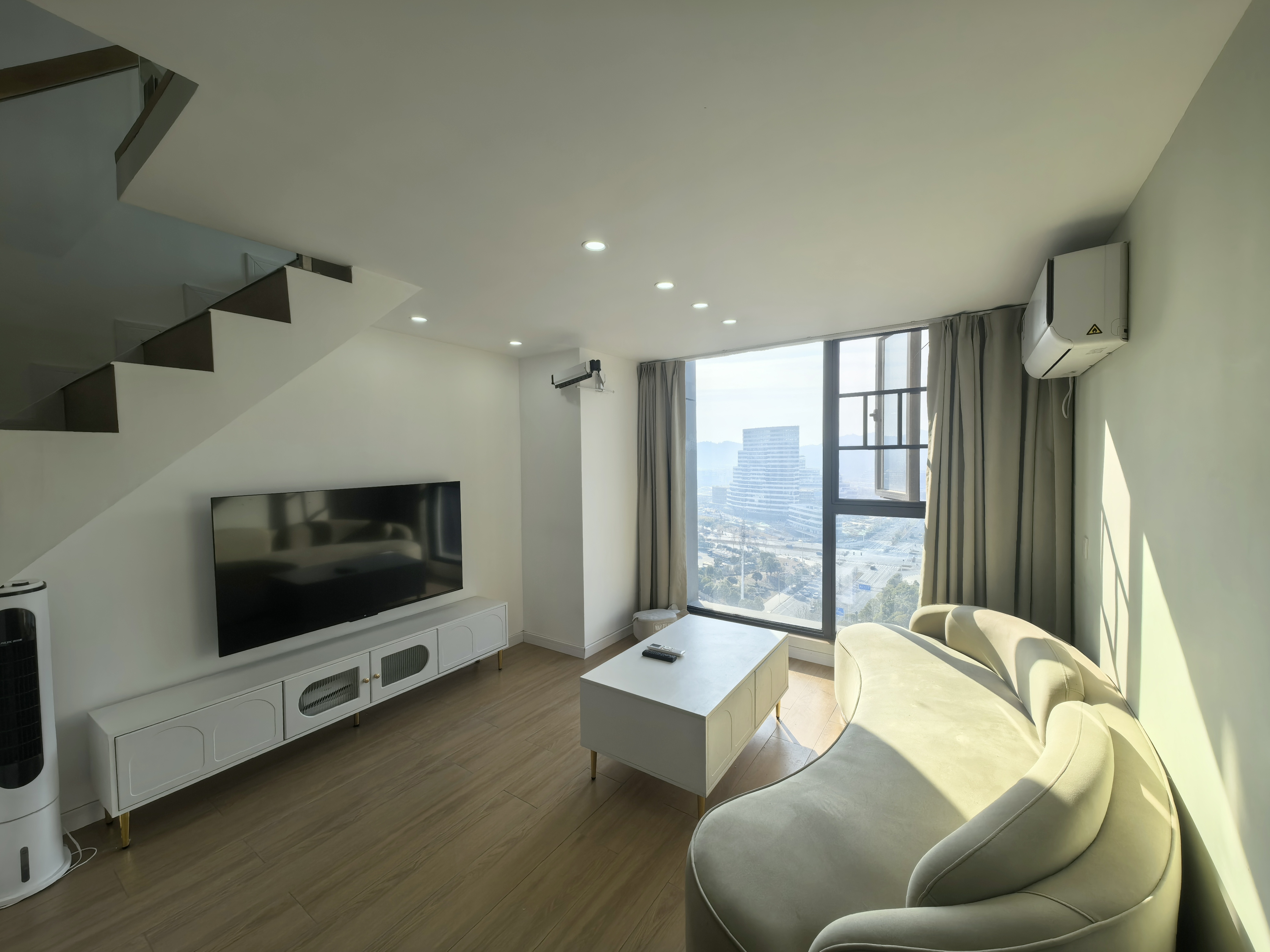 中国铁建湘语梅溪 2室1厅1卫 2300.0元/月 中国铁建湘语梅溪 2室1厅1卫 2300.0元/月户型图