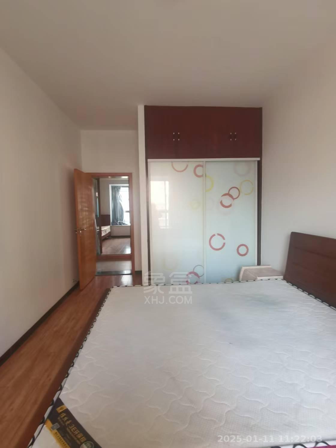 庐山恋 3室2厅2卫 1800.0元/月 庐山恋 3室2厅2卫 1800.0元/月室内图