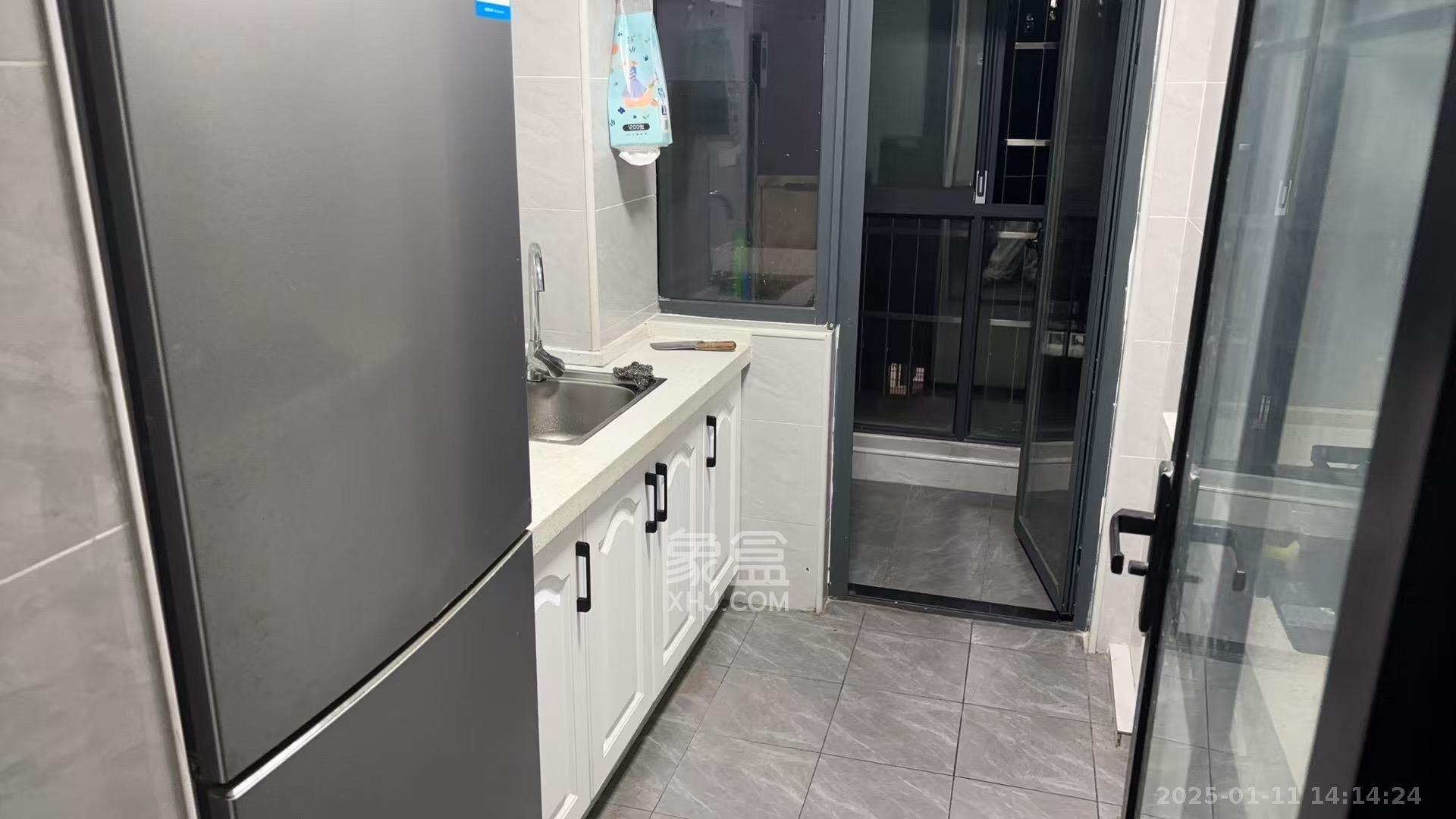 山水新城 2室1厅1卫 1800.0元/月 山水新城 2室1厅1卫 1800.0元/月室内图