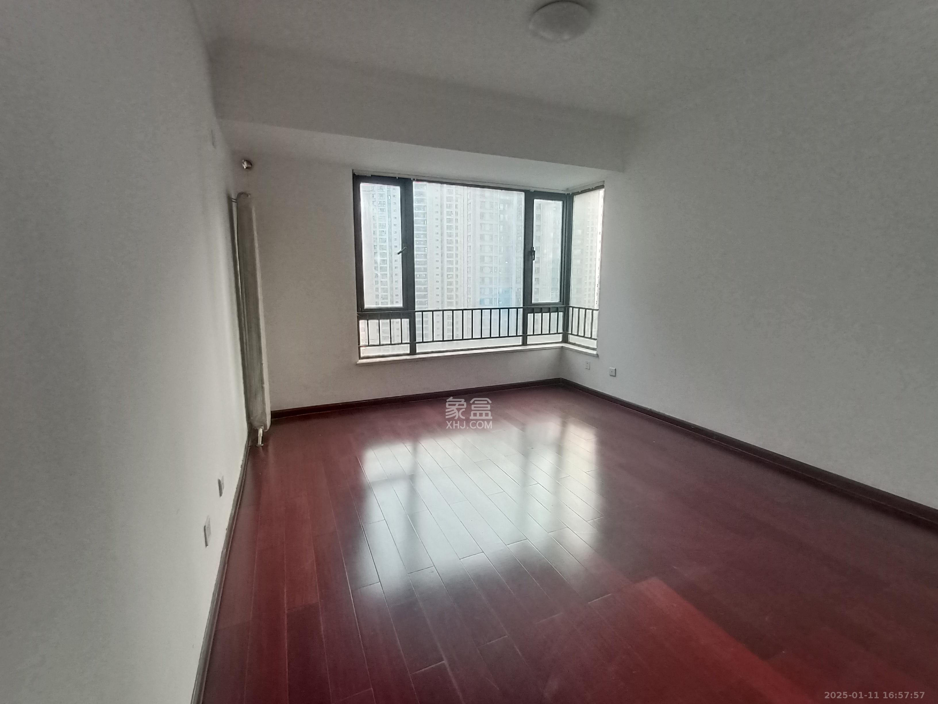 中海国际一期  3室2厅2卫    1800.0元/月 中海国际一期  3室2厅2卫    1800.0元/月室内图