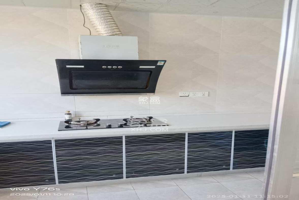 和美星城 4室2厅2卫 2500.0元/月 和美星城 4室2厅2卫 2500.0元/月室内图