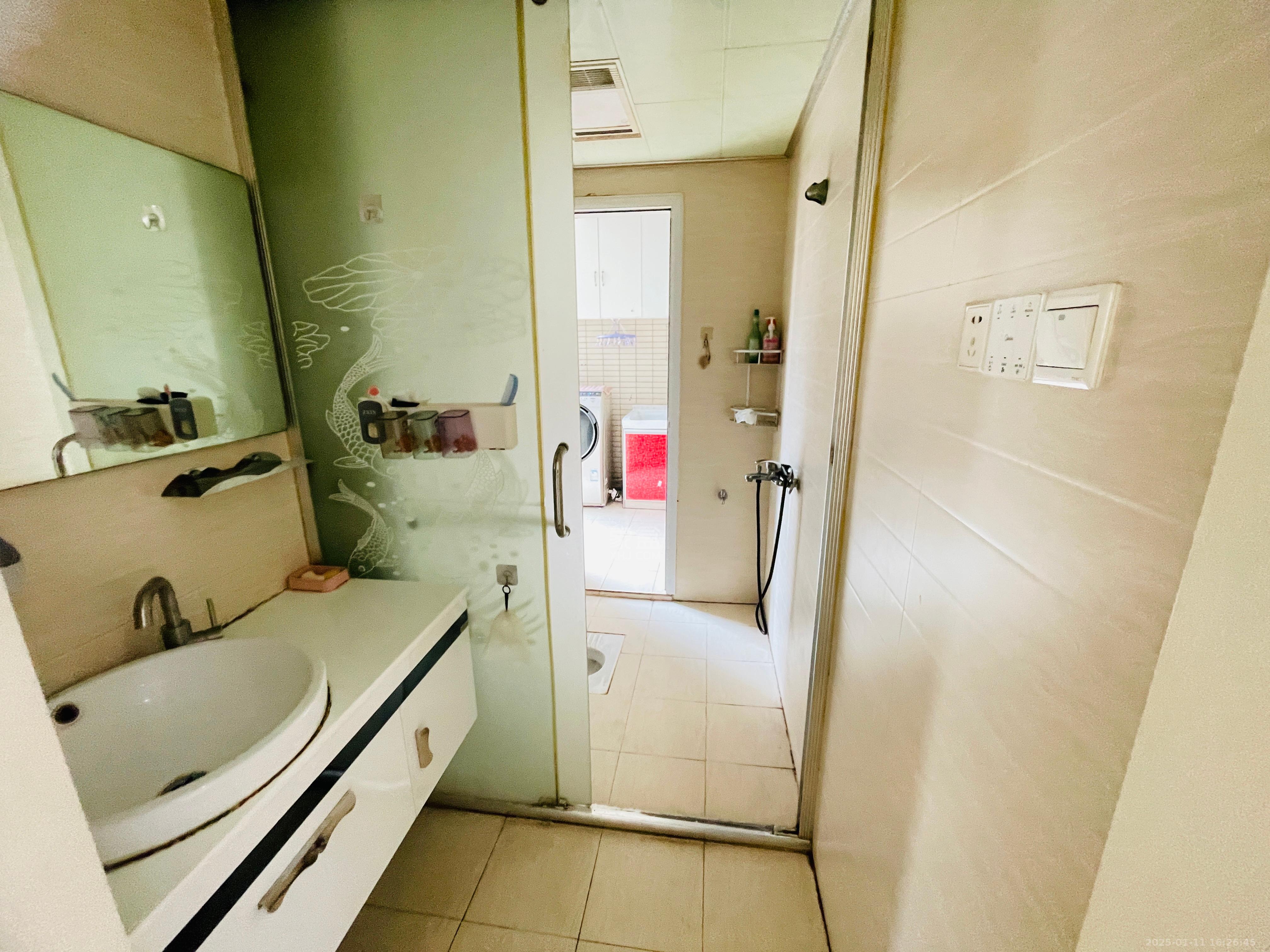 美的城二期 2室2厅1卫 1600.0元/月 美的城二期 2室2厅1卫 1600.0元/月室内图