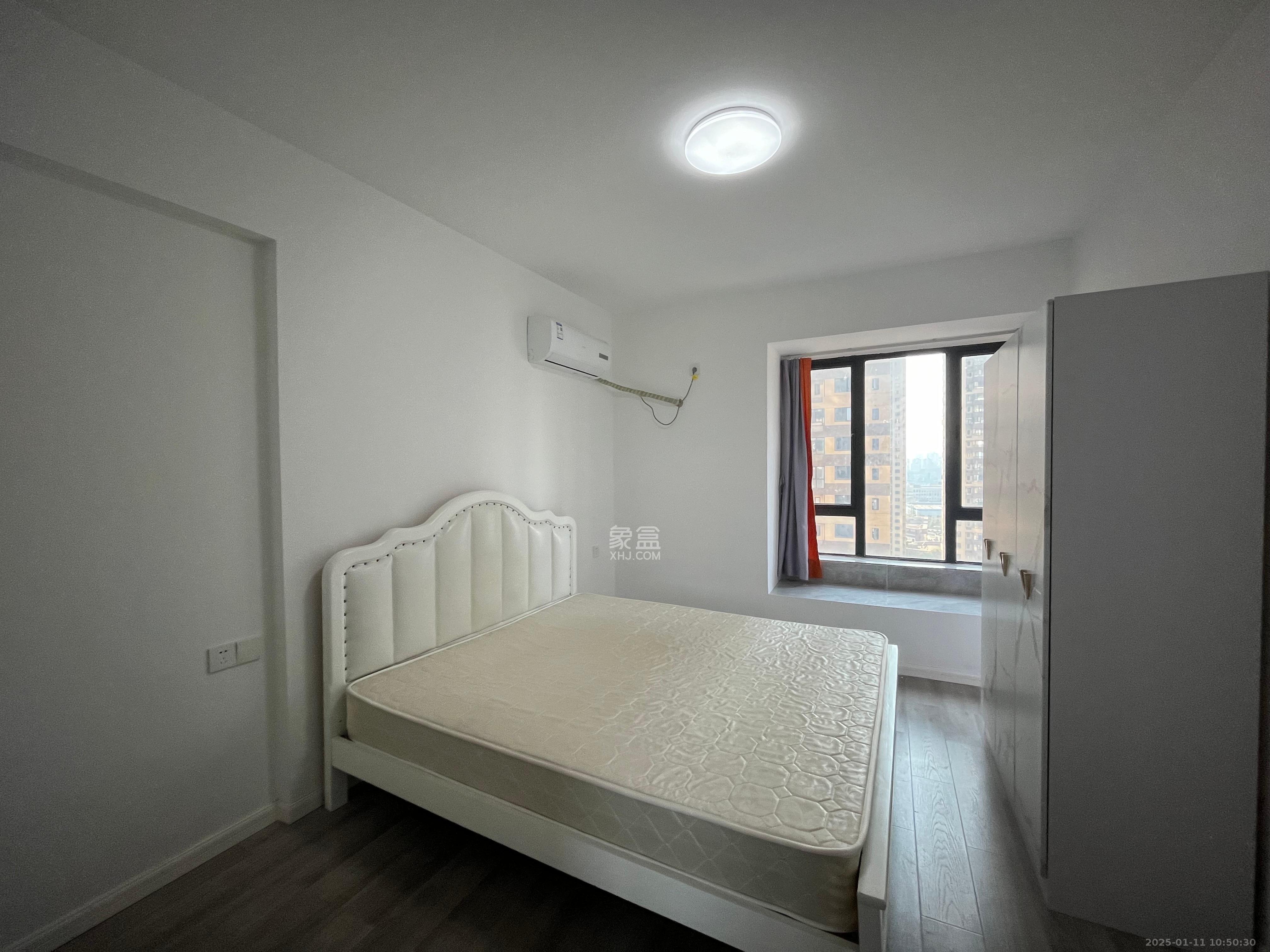 长房云时代 3室2厅2卫 3000.0元/月 长房云时代 3室2厅2卫 3000.0元/月室内图