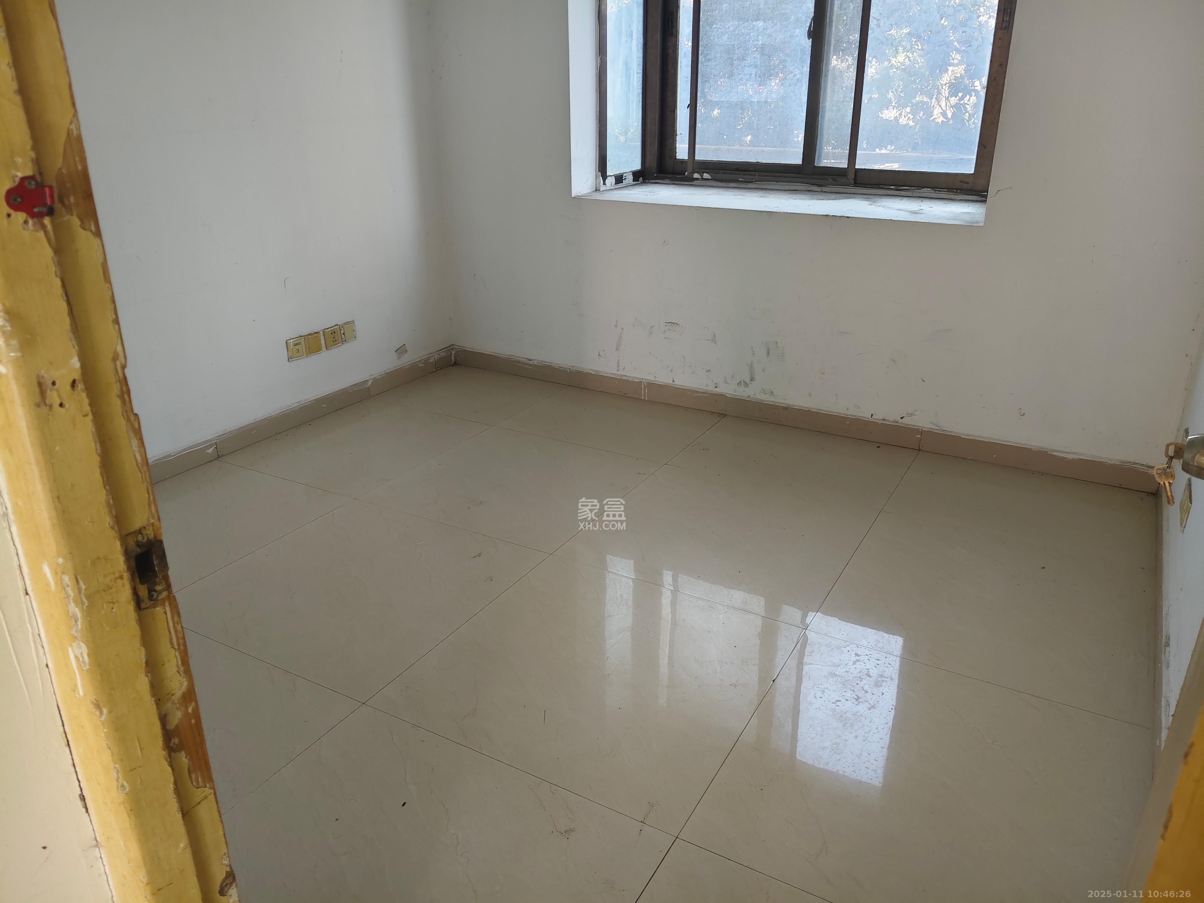移动科技有限公司职工住宅楼  4室2厅1卫   2200.00元/月室内图
