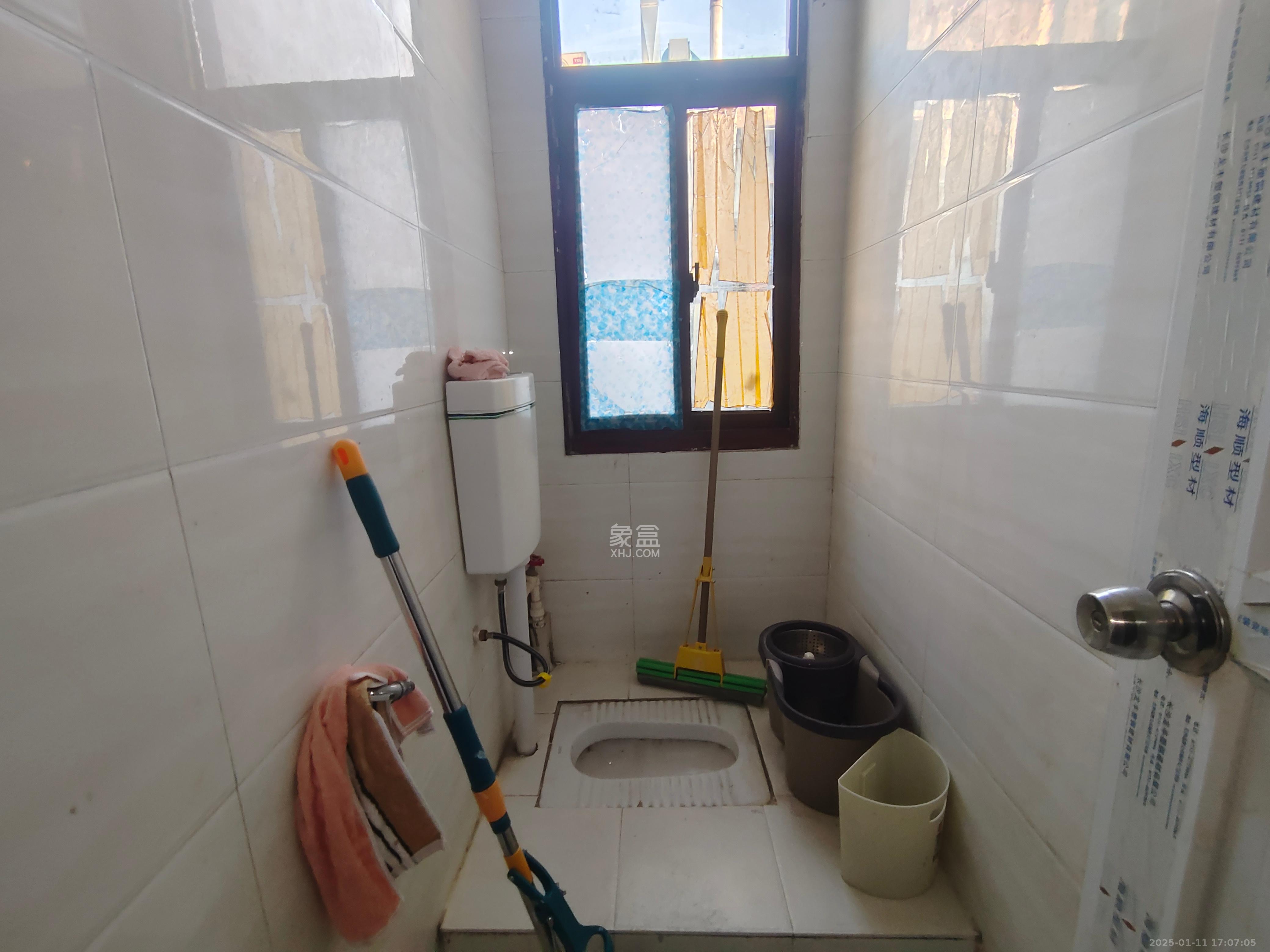 县正街散盘 3室1厅1卫 4000.0元/月 县正街散盘 3室1厅1卫 4000.0元/月室内图