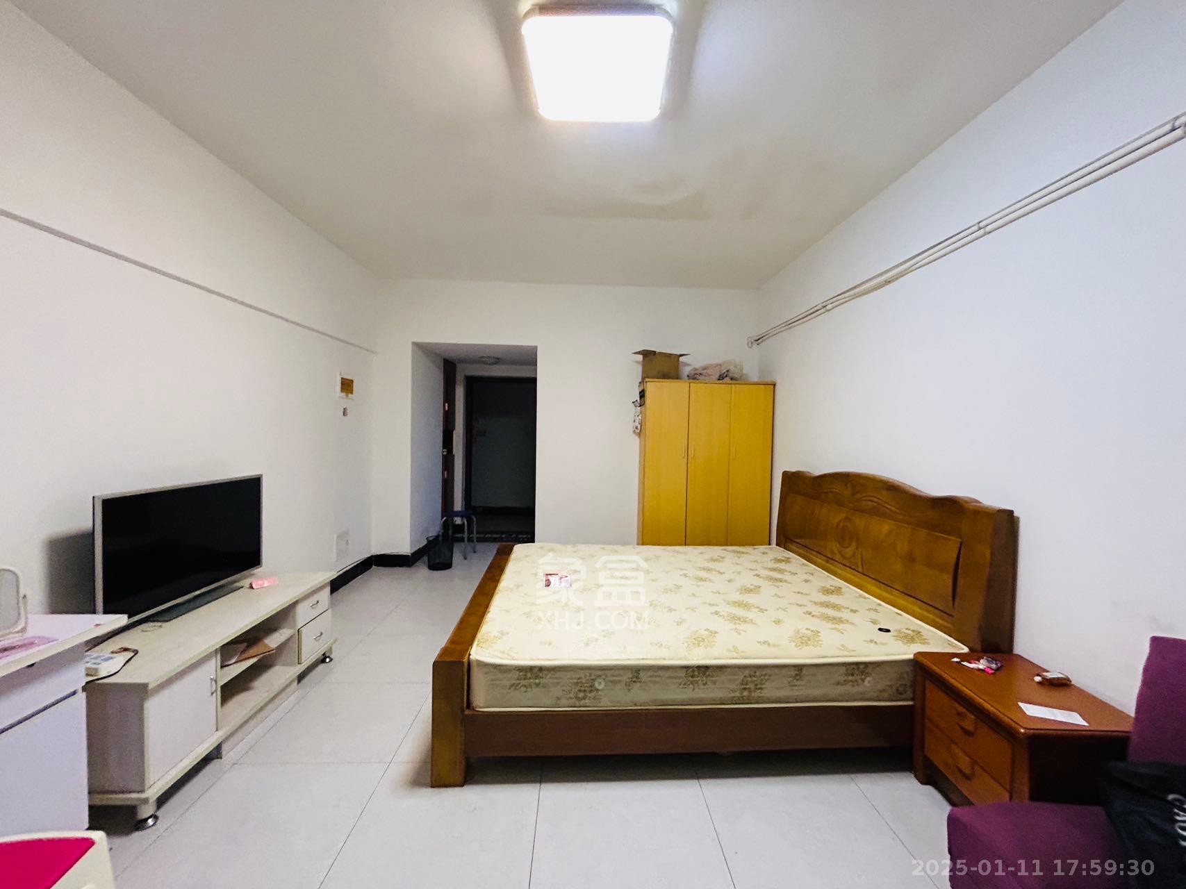 亚商国际 1室1厅1卫 1400.0元/月 亚商国际 1室1厅1卫 1400.0元/月室内图