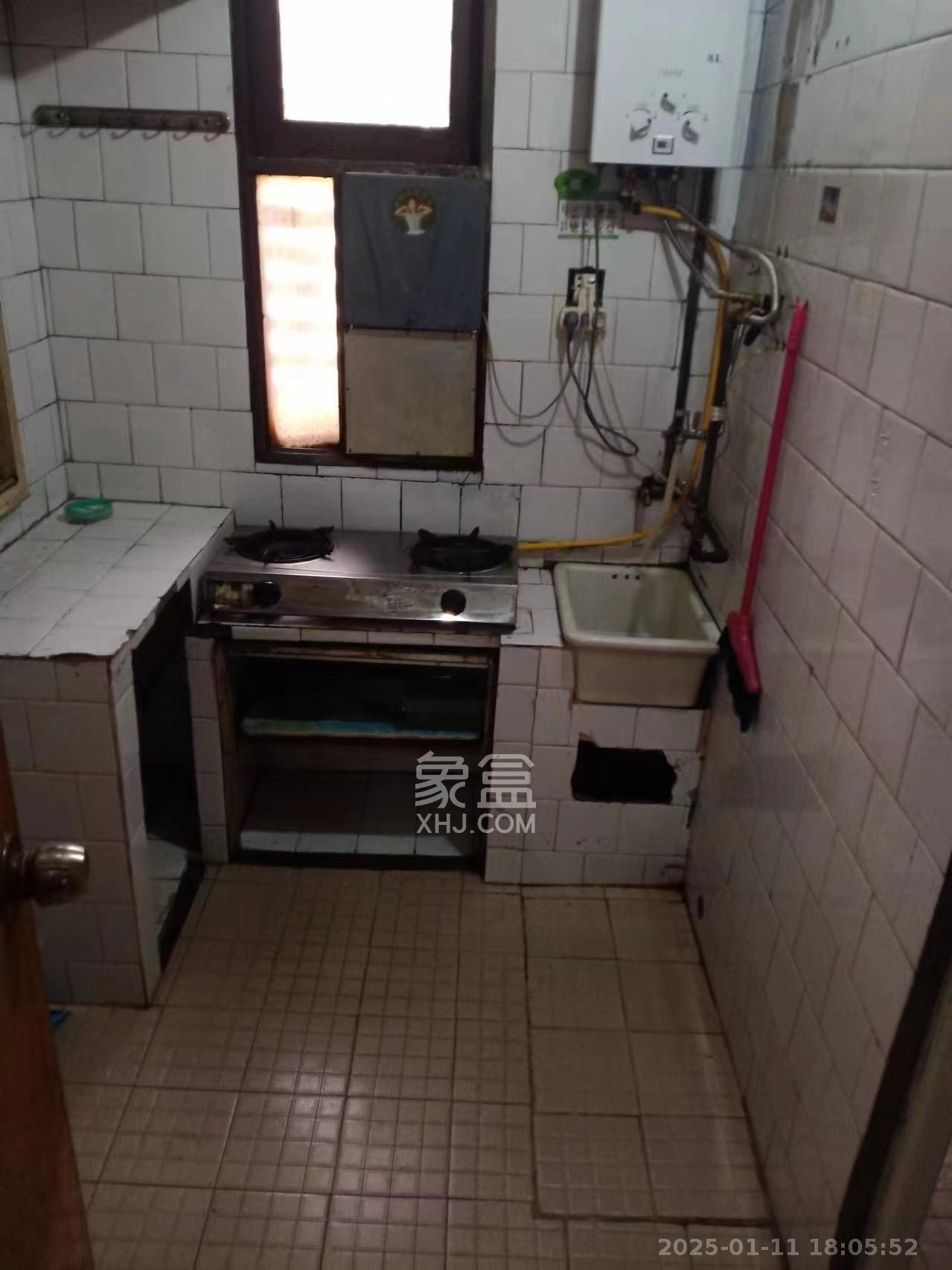 红旗社区  2室1厅1卫   1600.00元/月室内图