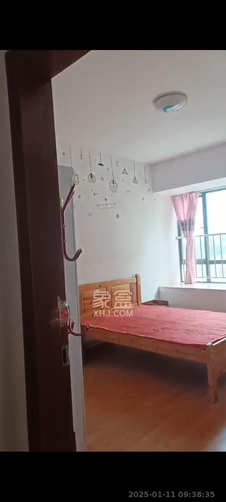 和美星城  1室2厅1卫    1500.0元/月 和美星城  1室2厅1卫    1500.0元/月室内图