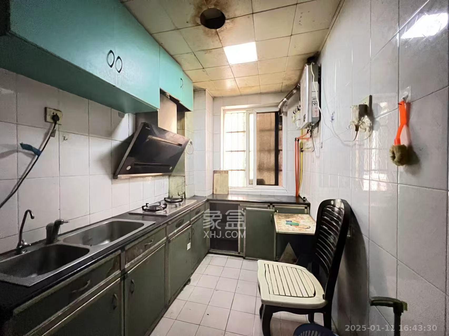 海利宿舍 1室2厅1卫 3100.0元/月 海利宿舍 1室2厅1卫 3100.0元/月室内图