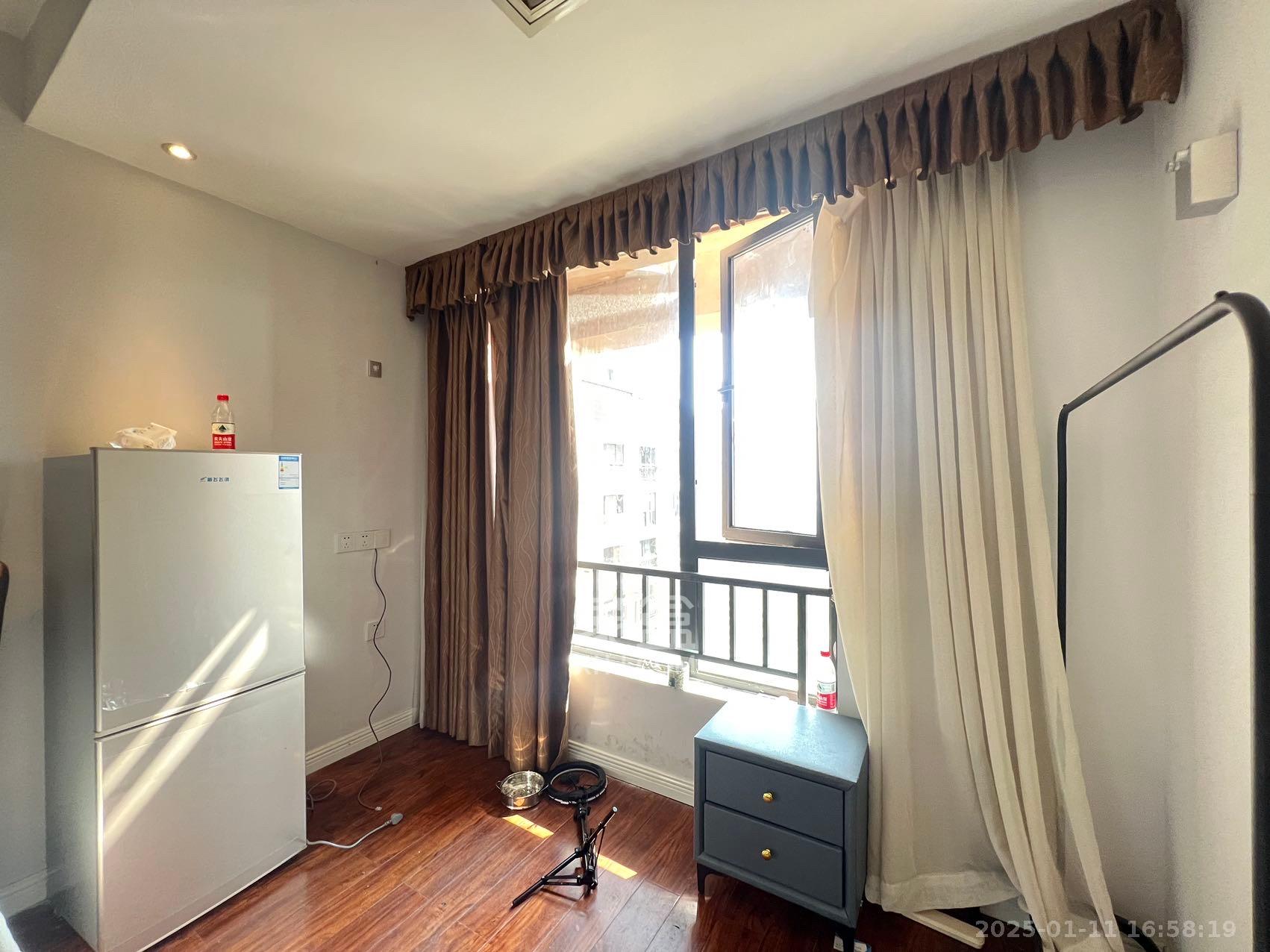 中一九骏(枫桥苑)  1室0厅1卫    1200.0元/月 中一九骏(枫桥苑)  1室0厅1卫    1200.0元/月室内图