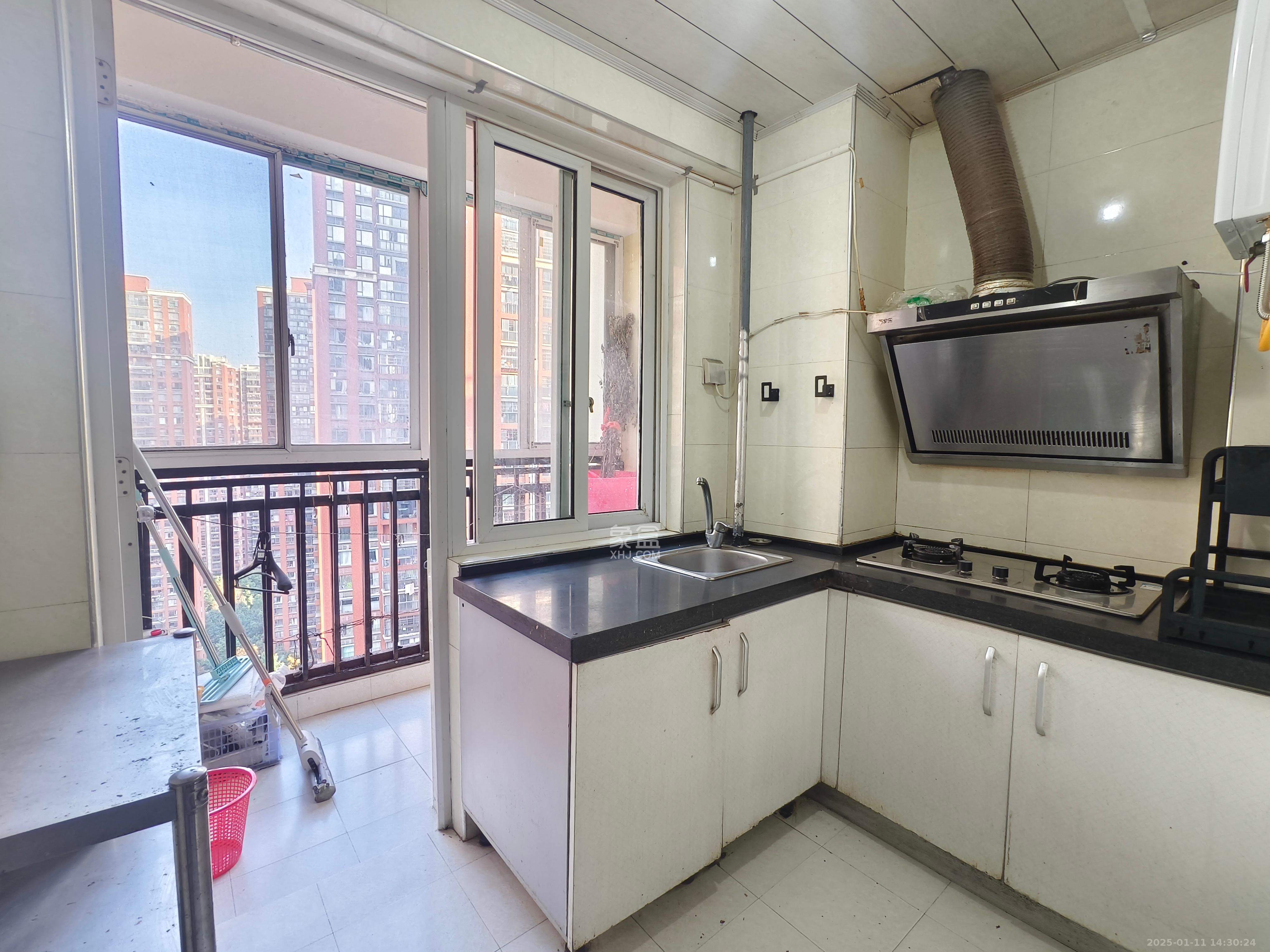 佳美星城 2室2厅1卫 1450.0元/月 佳美星城 2室2厅1卫 1450.0元/月室内图