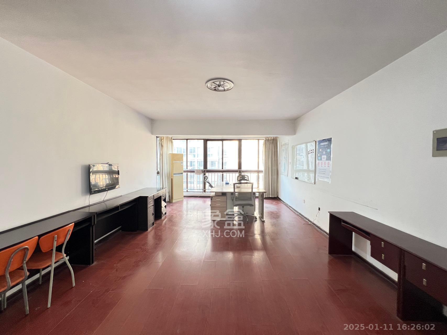 鑫天山水洲城 4室2厅2卫 3200.0元/月 鑫天山水洲城 4室2厅2卫 3200.0元/月室内图