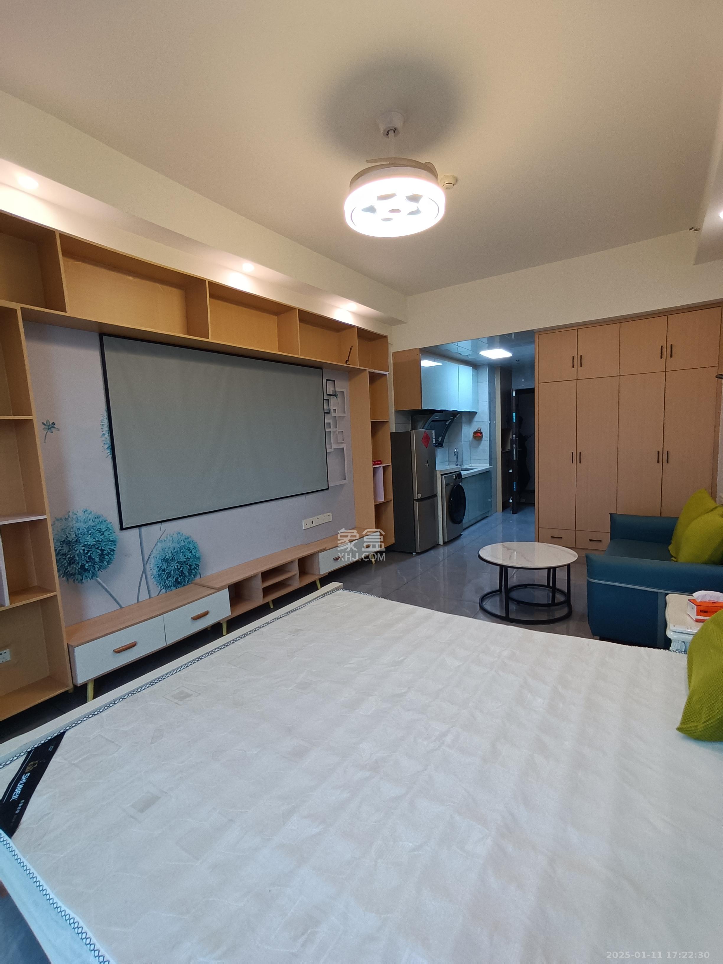 万润时光里 1室1厅1卫 1800.0元/月 万润时光里 1室1厅1卫 1800.0元/月室内图