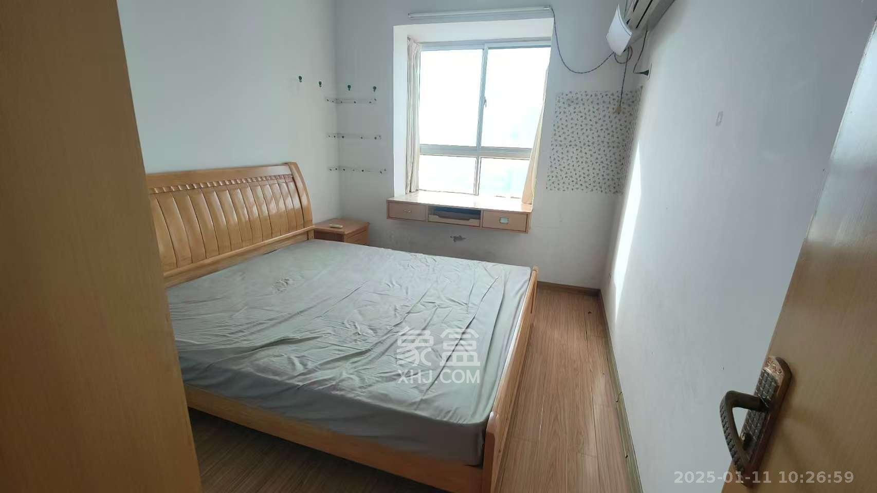 景泰雅苑(景江融城)  2室2厅1卫    2800.0元/月 景泰雅苑(景江融城)  2室2厅1卫    2800.0元/月室内图1