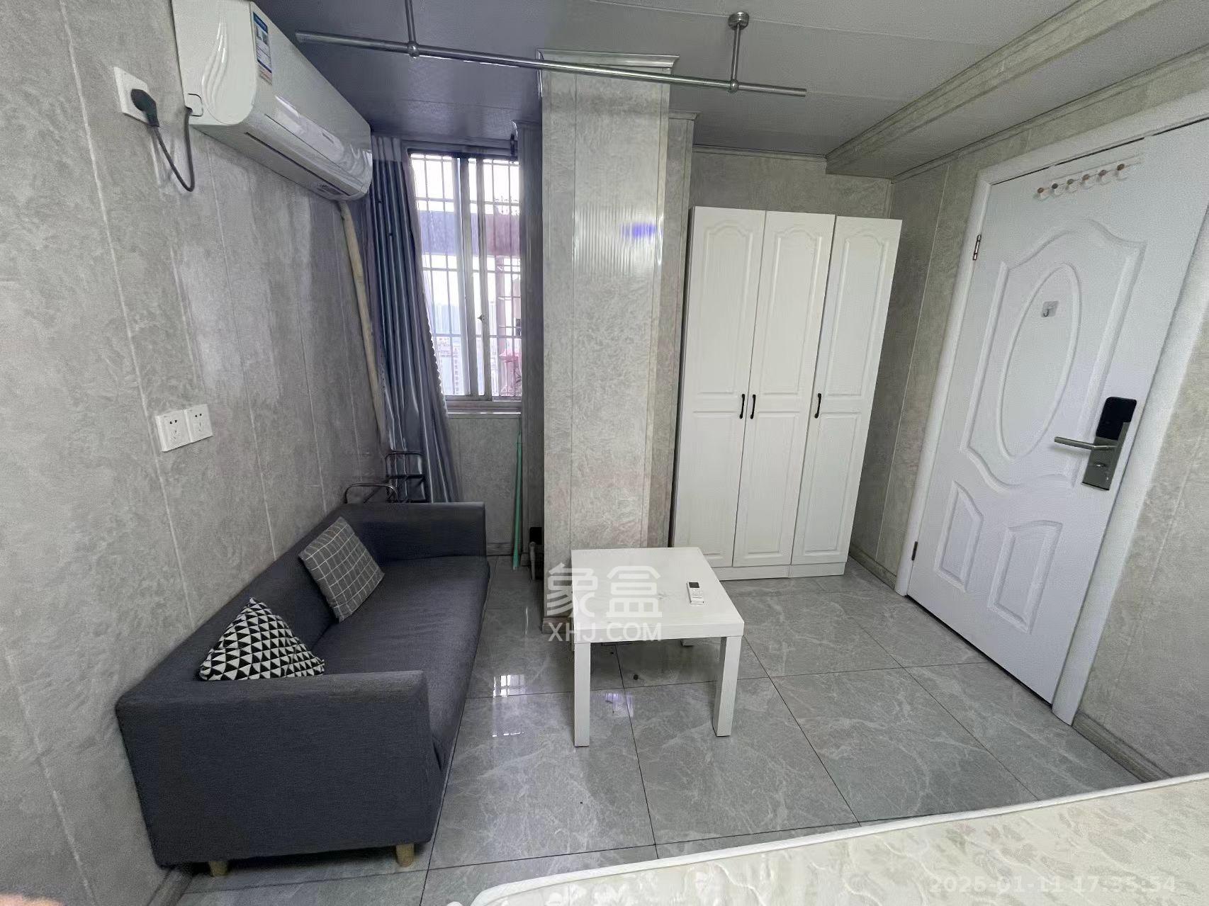 兴汉大厦  1室1厅1卫    1400.0元/月 兴汉大厦  1室1厅1卫    1400.0元/月室内图